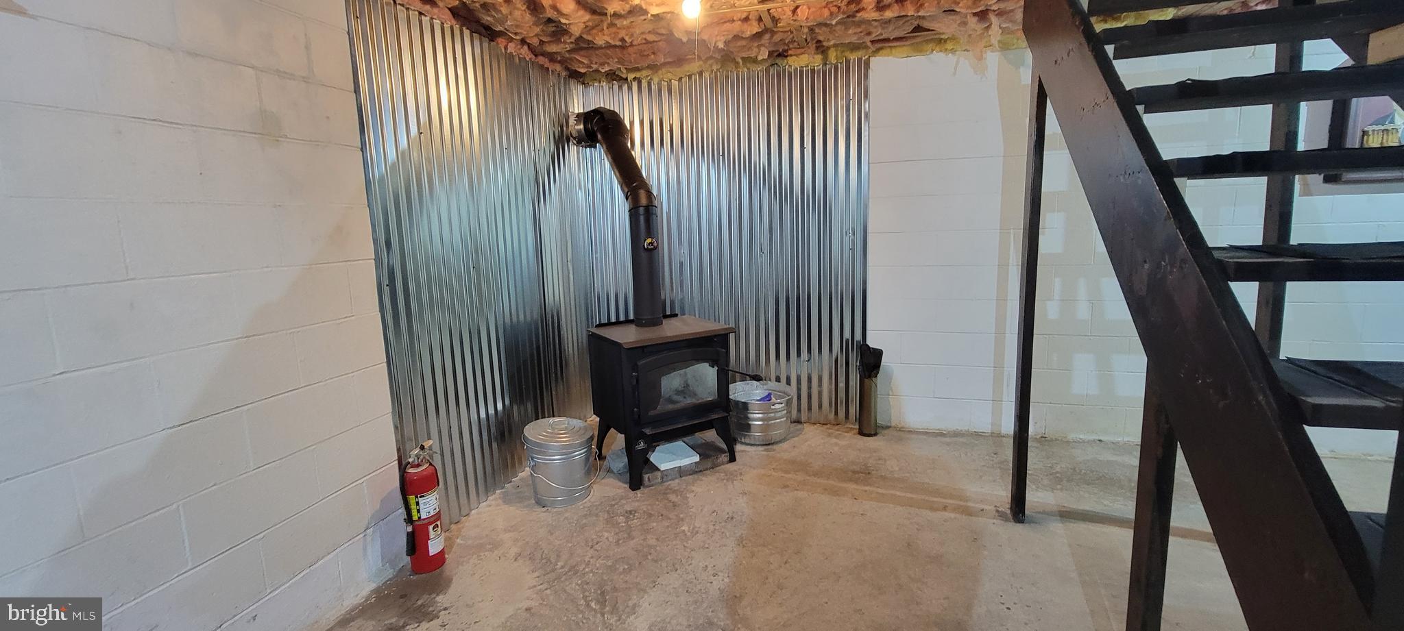 COVE VILLAGE - Residential