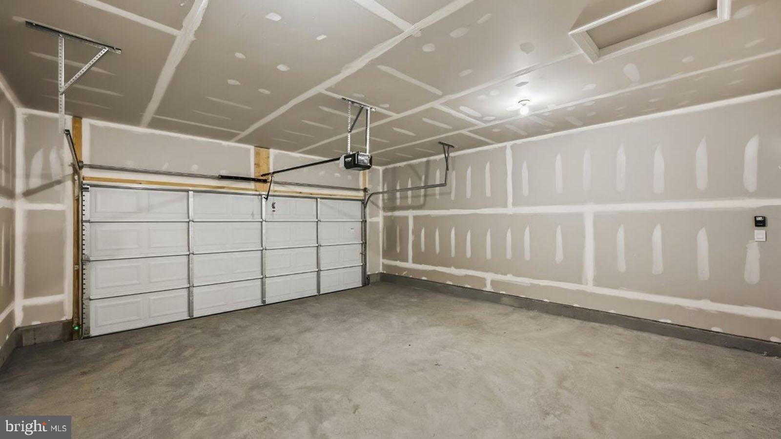 TOLLHOUSE WOODS - Residential