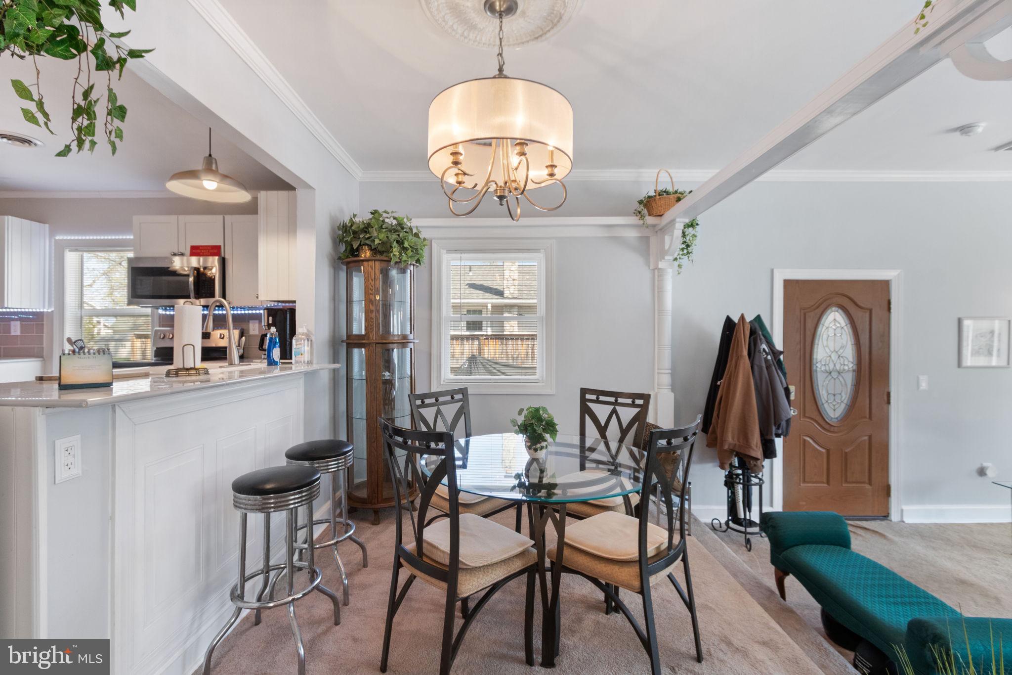 COLONIAL BEACH - Residential