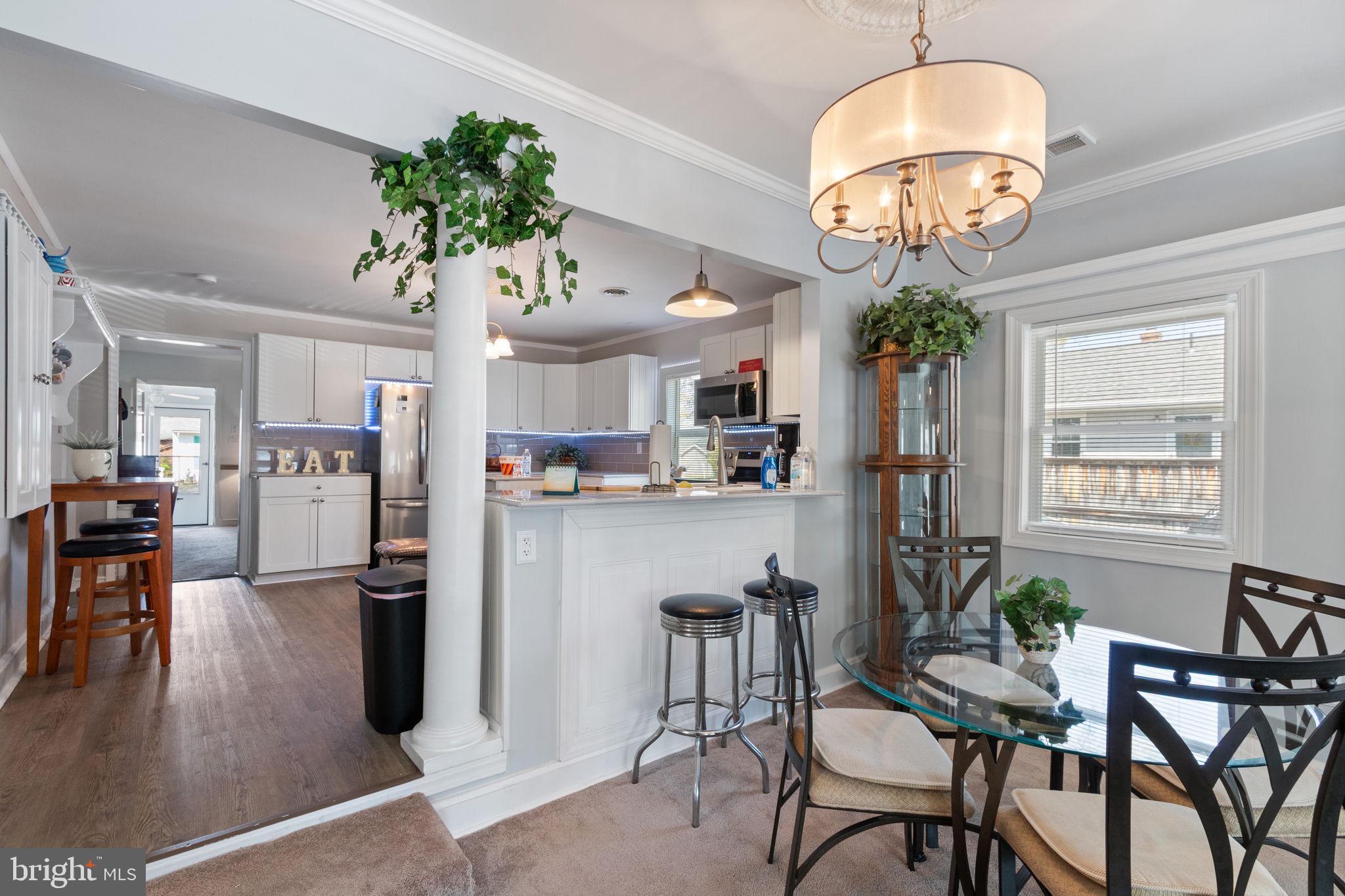 COLONIAL BEACH - Residential