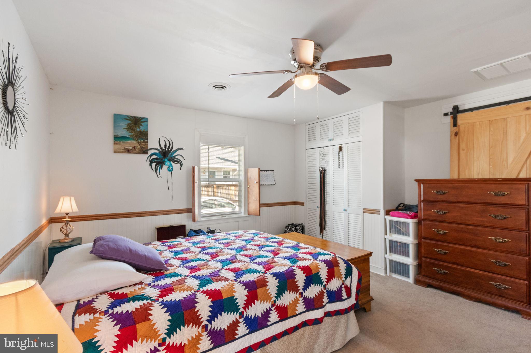 COLONIAL BEACH - Residential