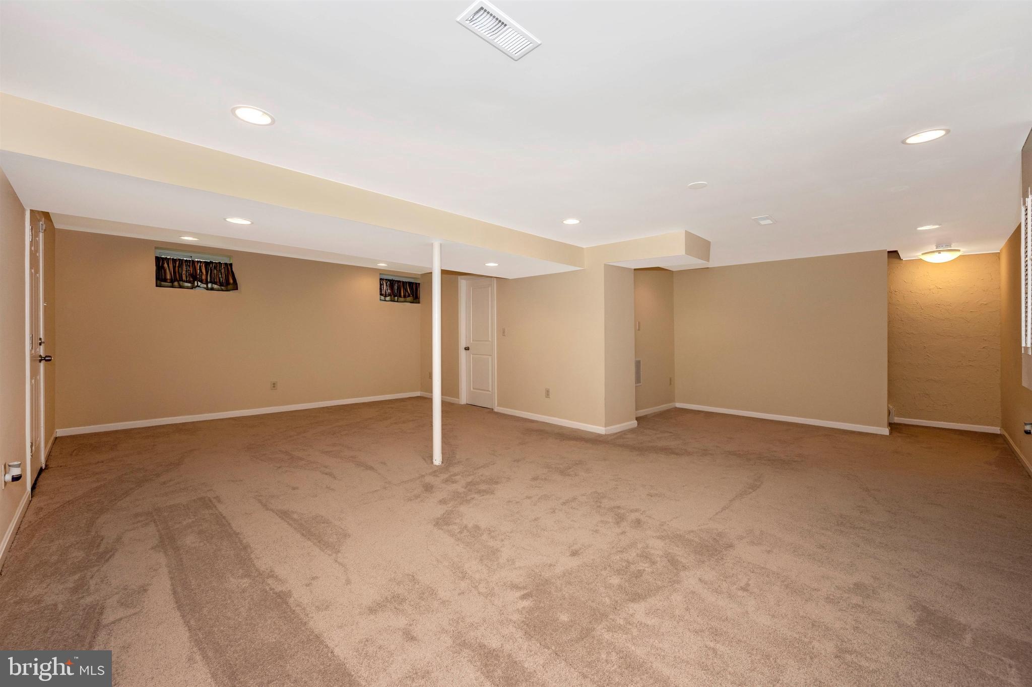 WILLOW WOOD ESTATES - Residential