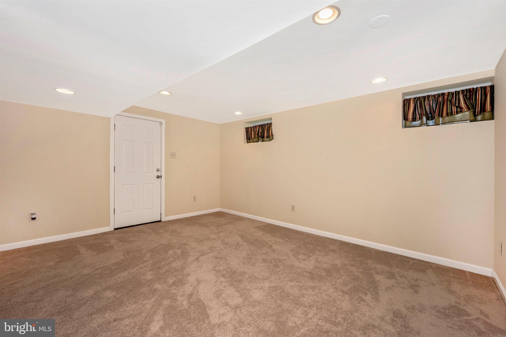 WILLOW WOOD ESTATES - Residential