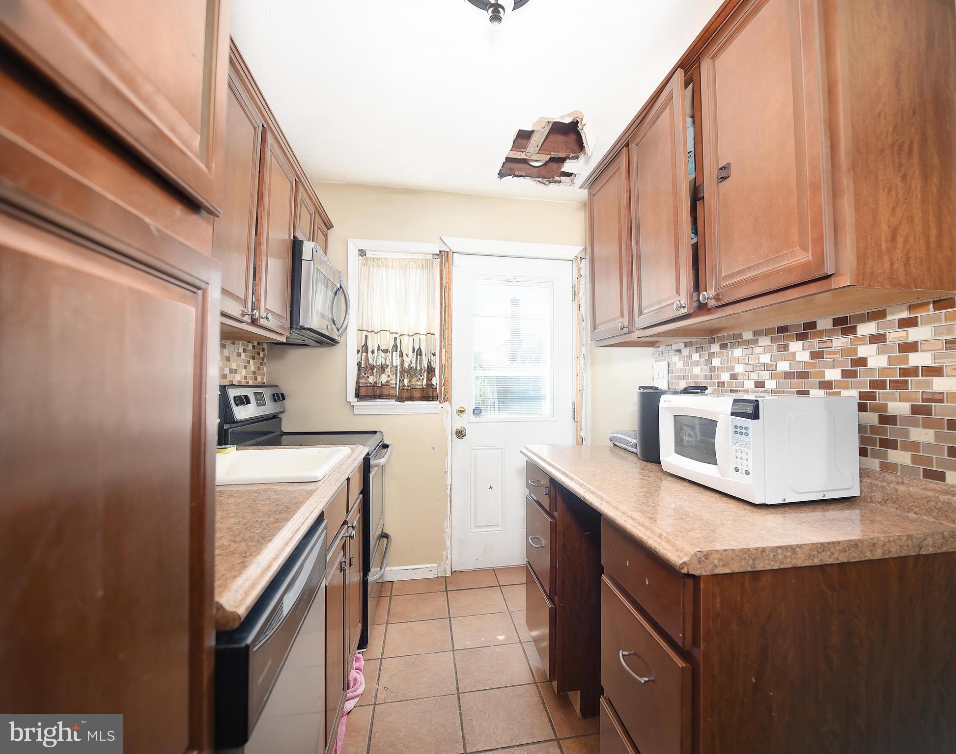 WEST INVERNESS - Residential