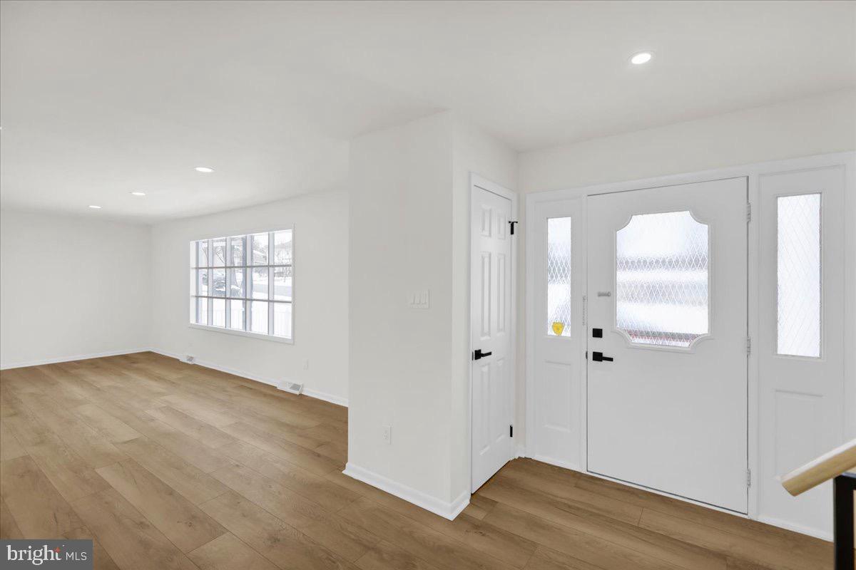 WELLINGTON DOWNES - Residential