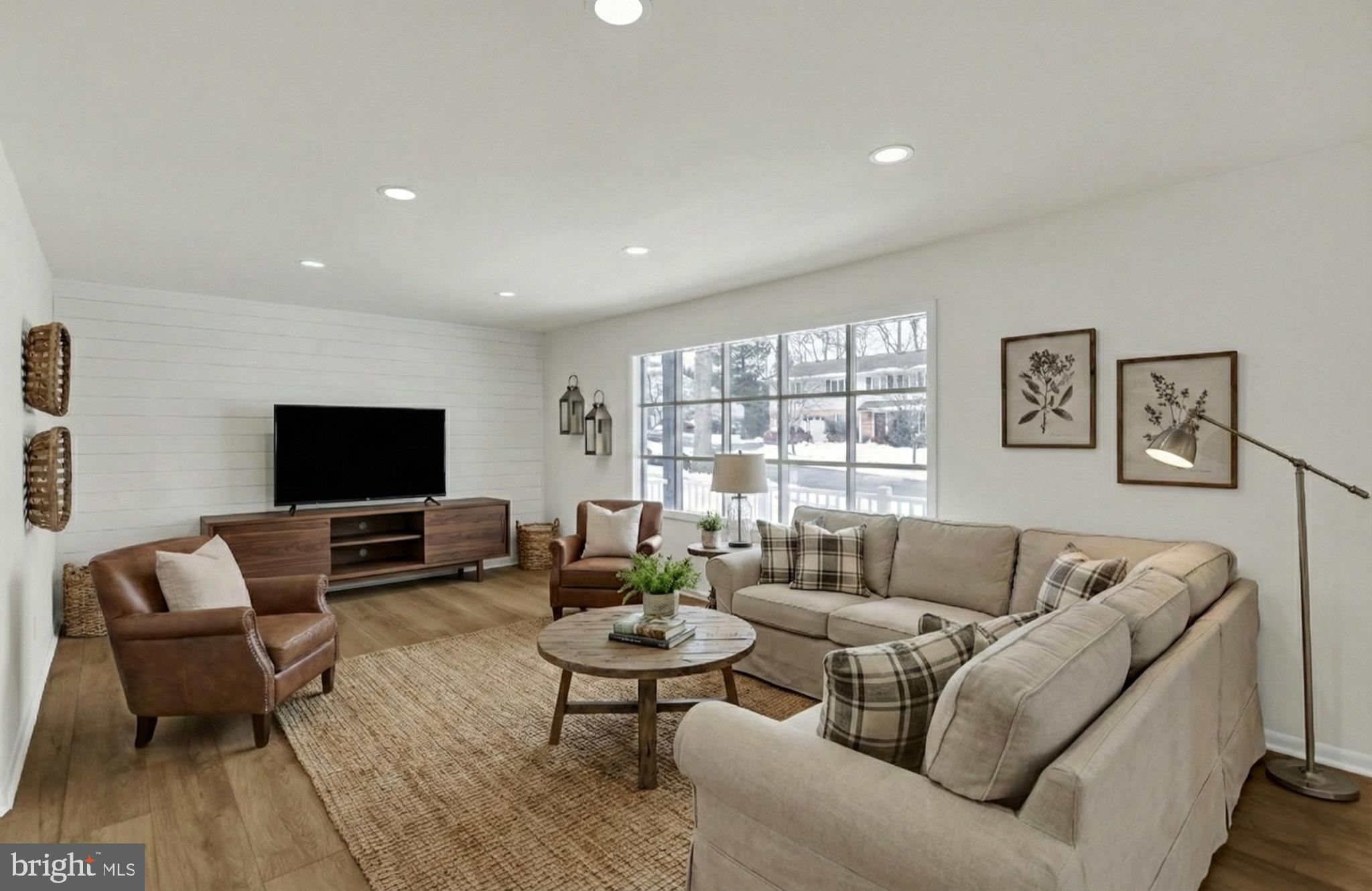 WELLINGTON DOWNES - Residential