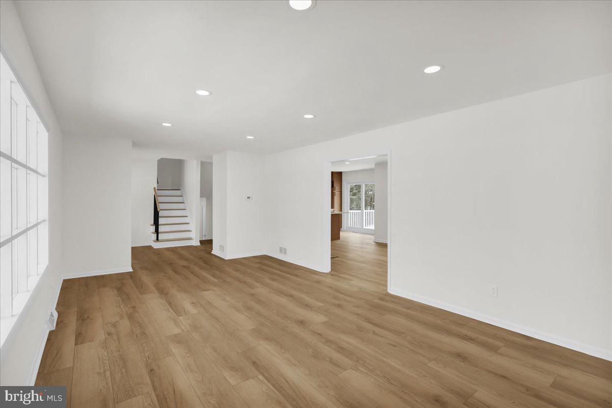 WELLINGTON DOWNES - Residential