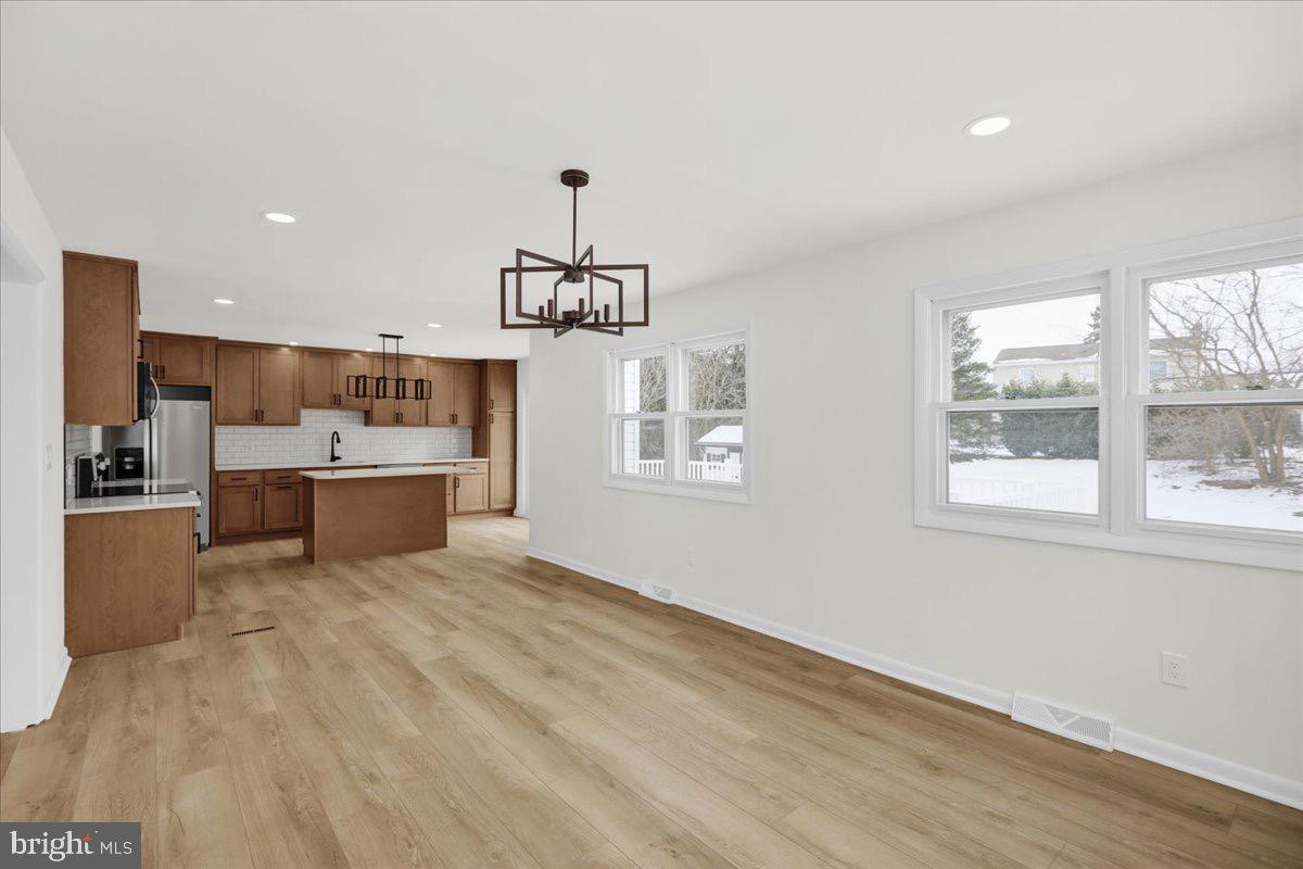 WELLINGTON DOWNES - Residential