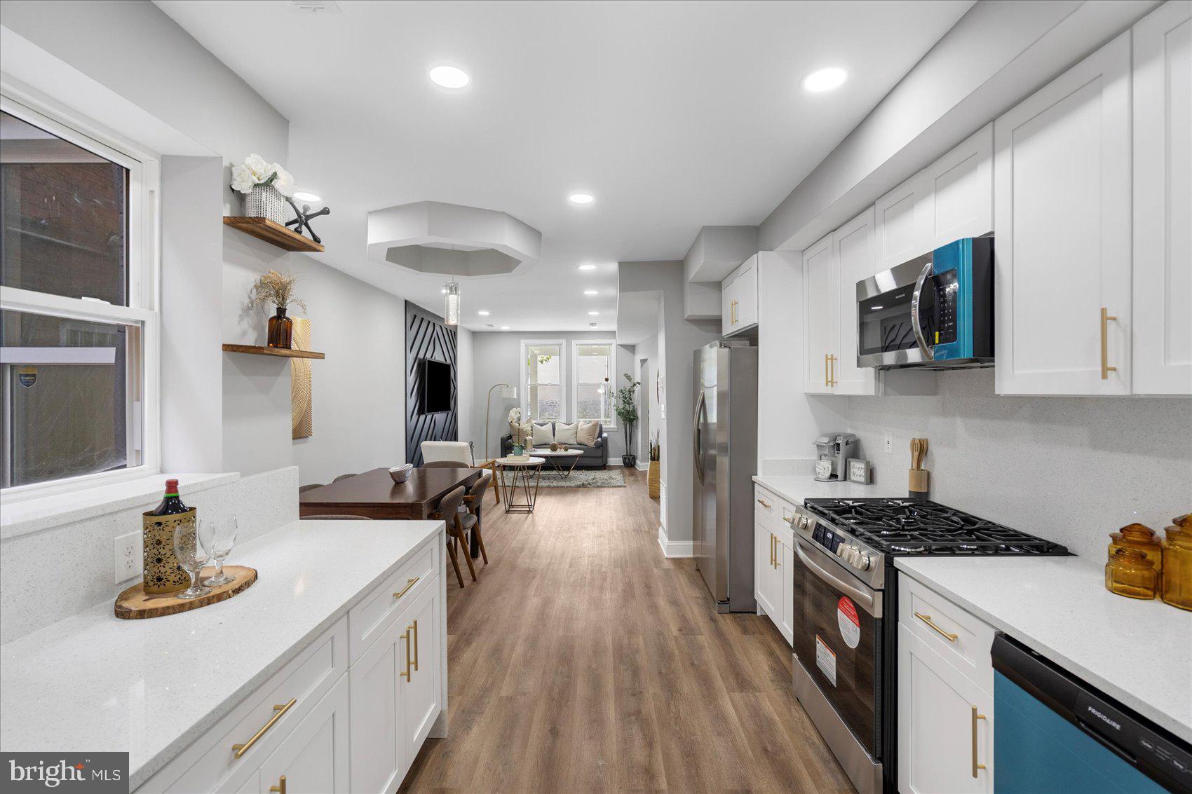 WINCHESTER - Residential