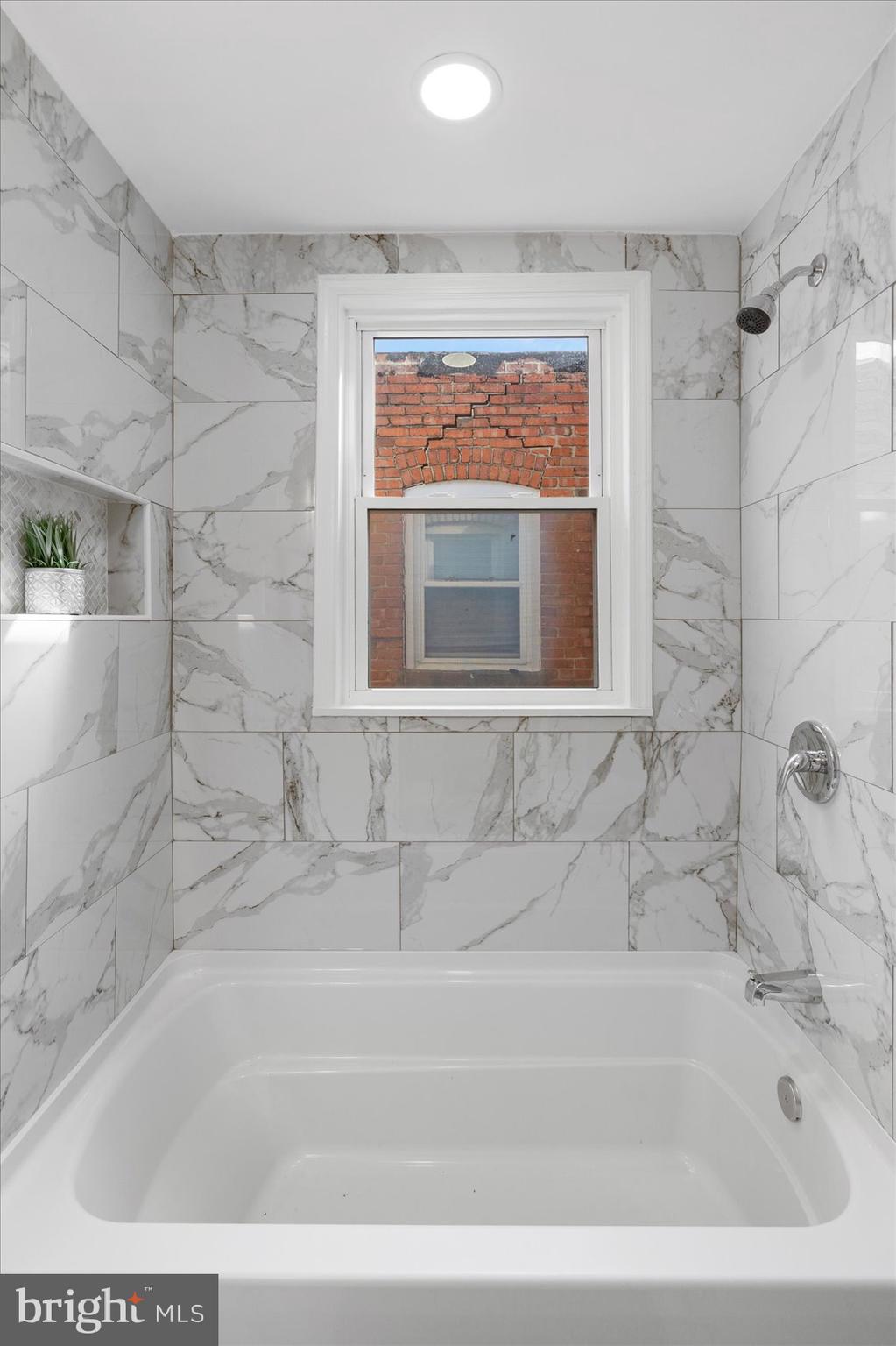 WINCHESTER - Residential