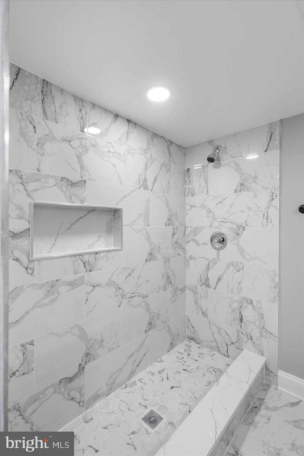 WINCHESTER - Residential