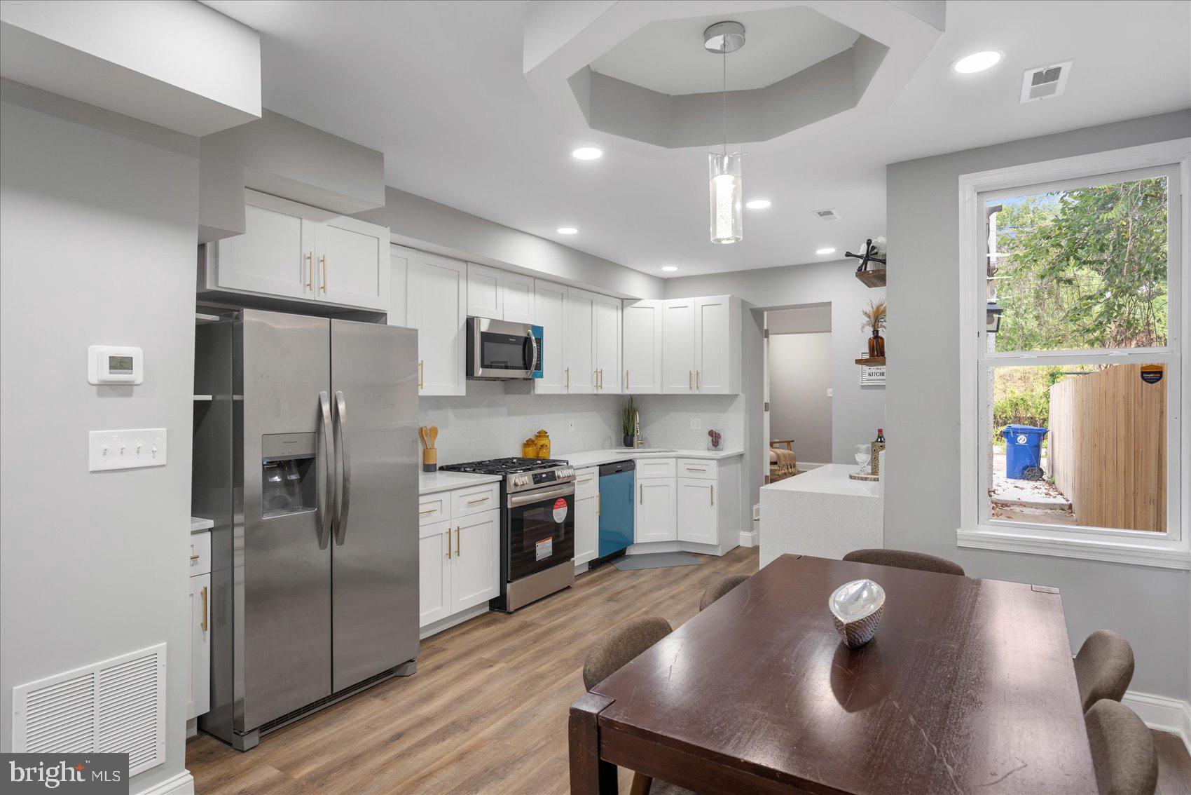 WINCHESTER - Residential