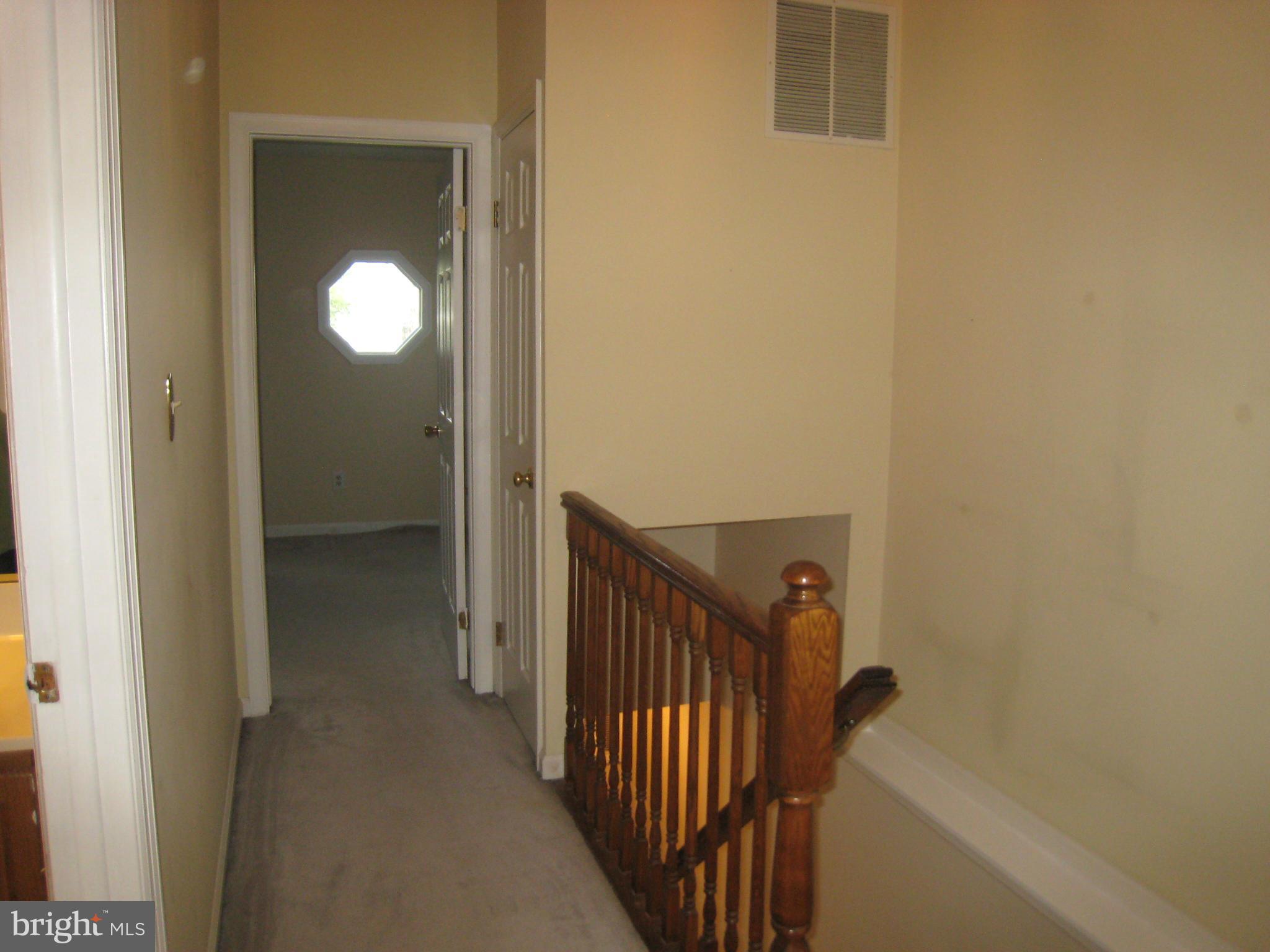 GREEN TRAILS - Residential Lease