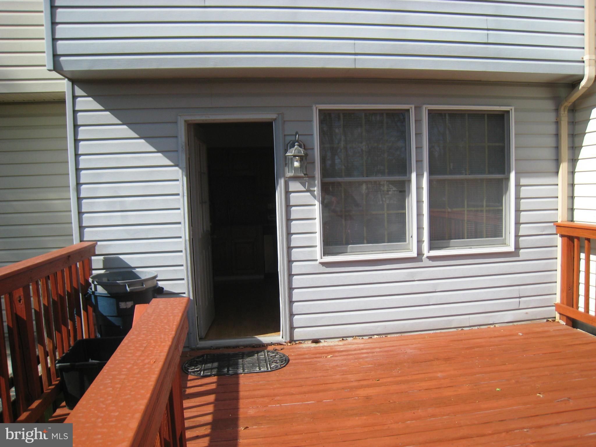 GREEN TRAILS - Residential Lease