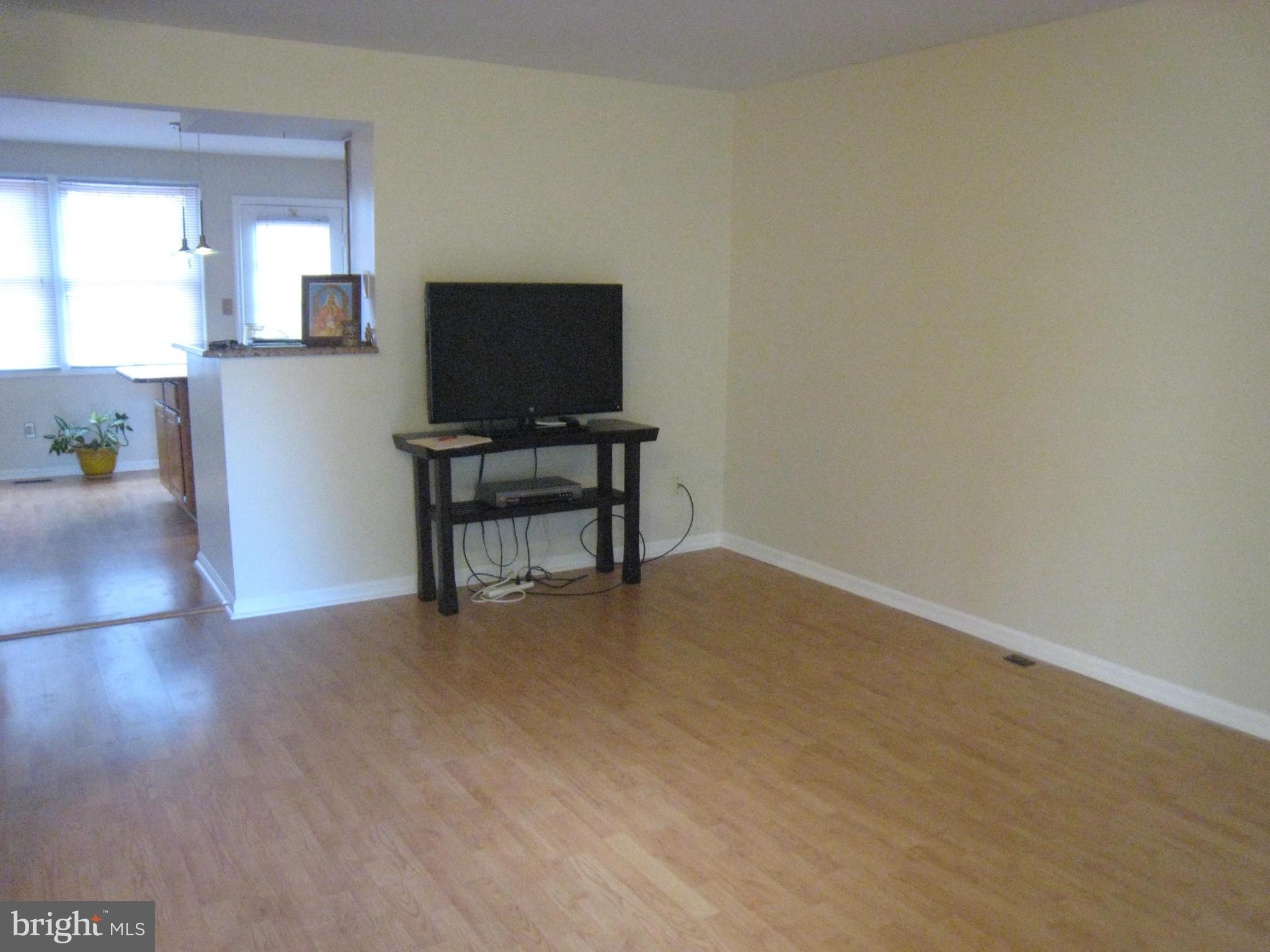 GREEN TRAILS - Residential Lease