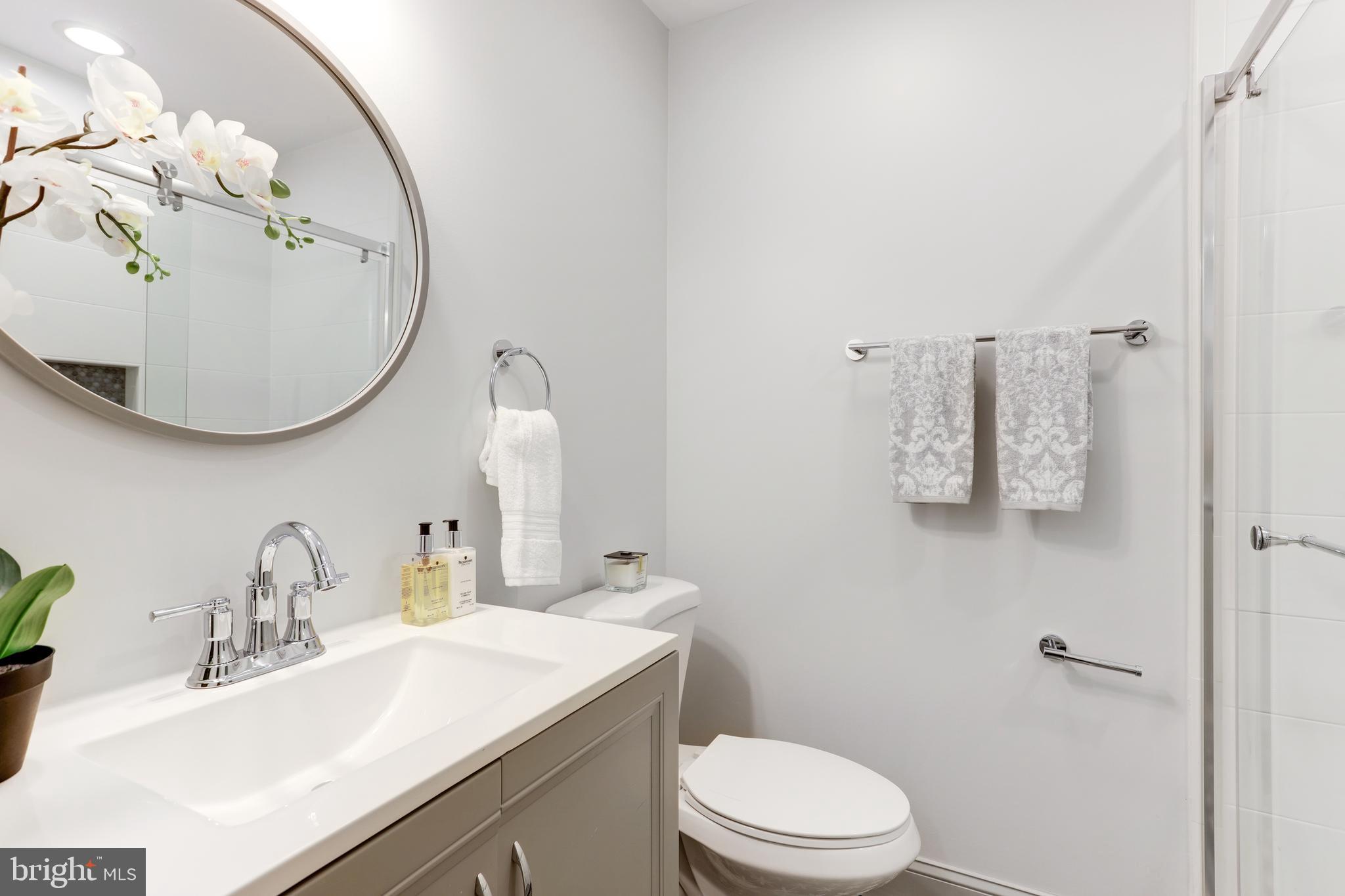 RESTON - Residential