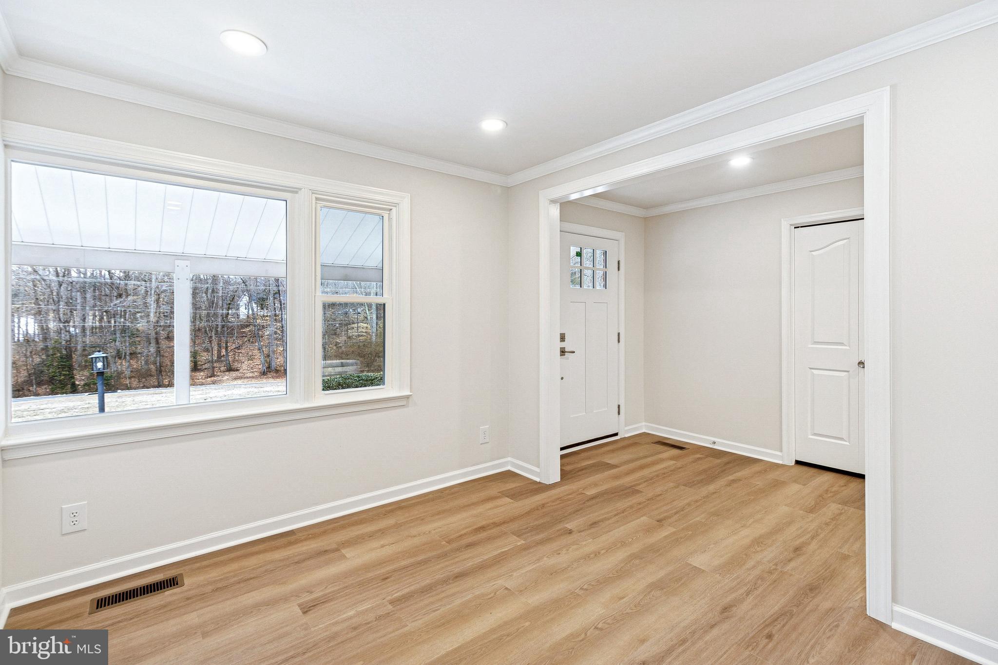 BROOKE - Residential