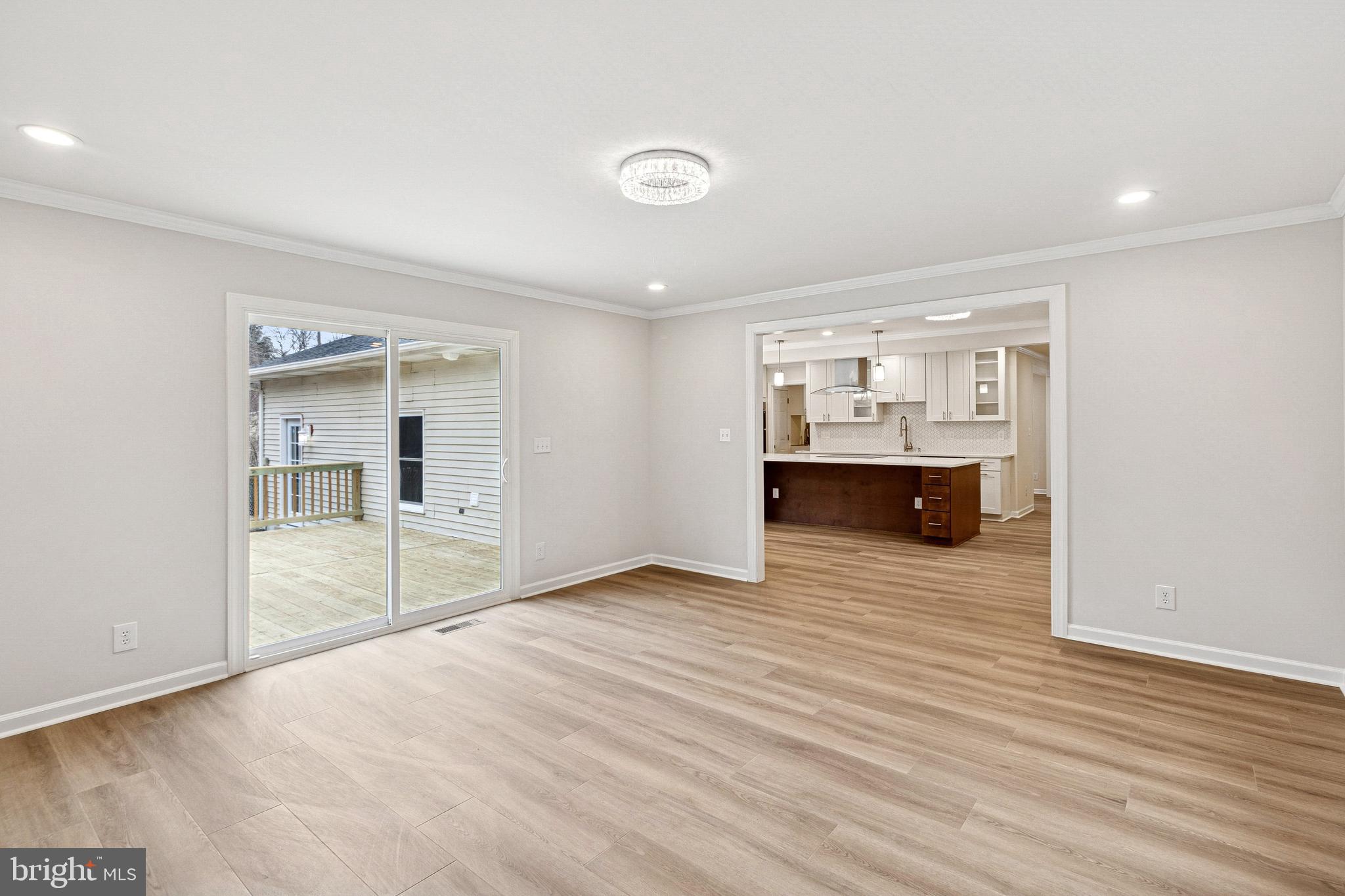 BROOKE - Residential