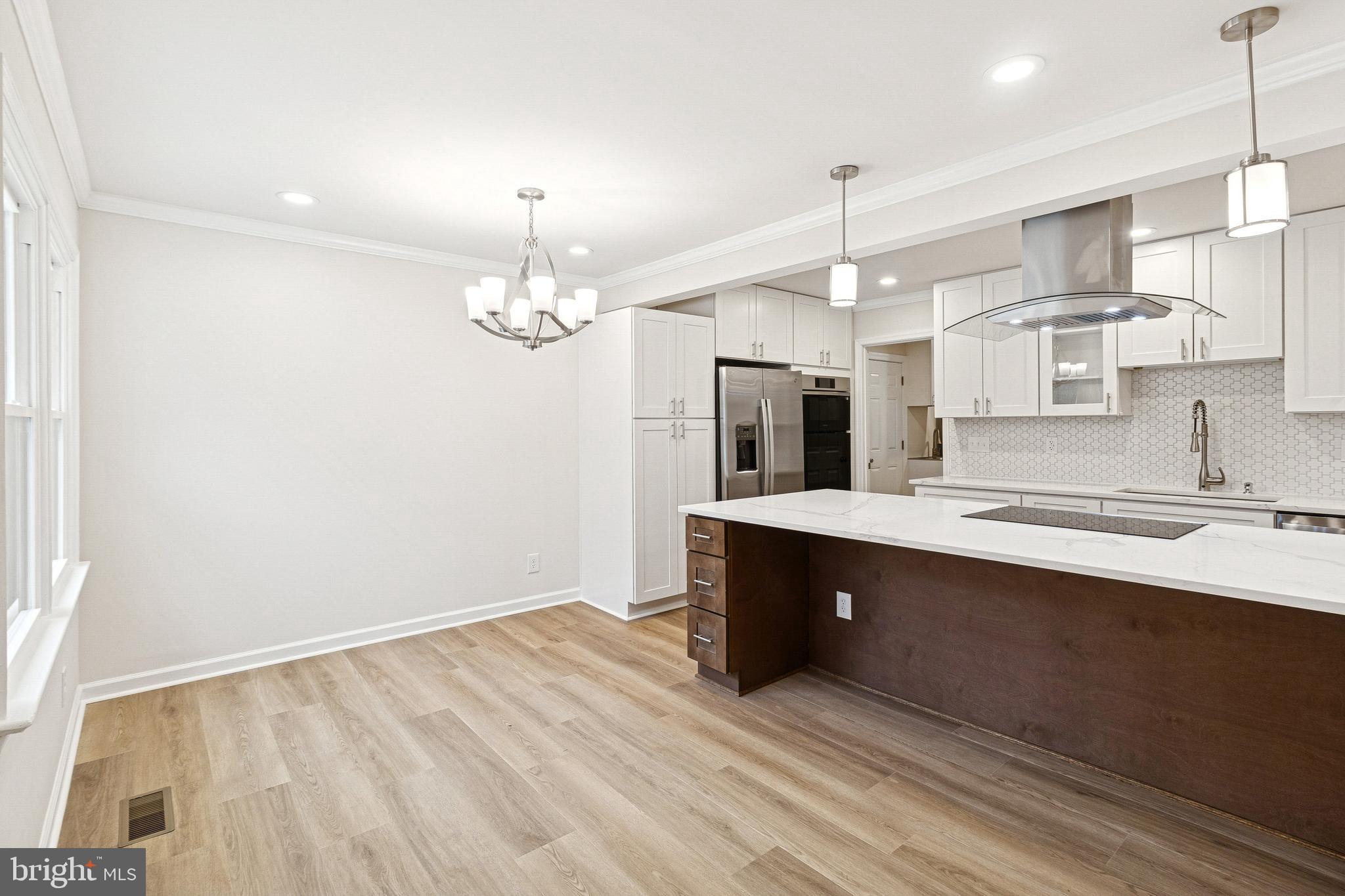 BROOKE - Residential