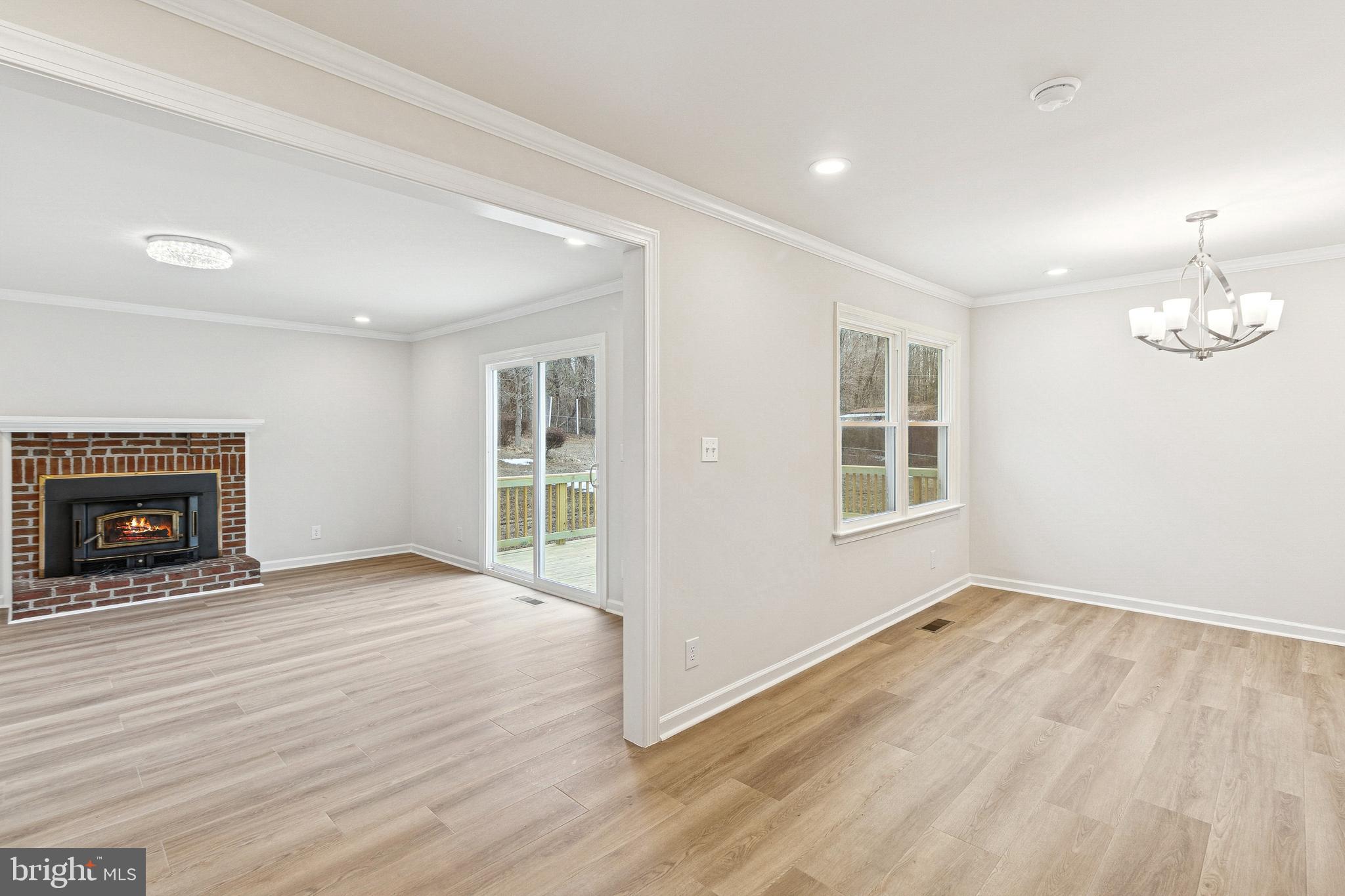 BROOKE - Residential