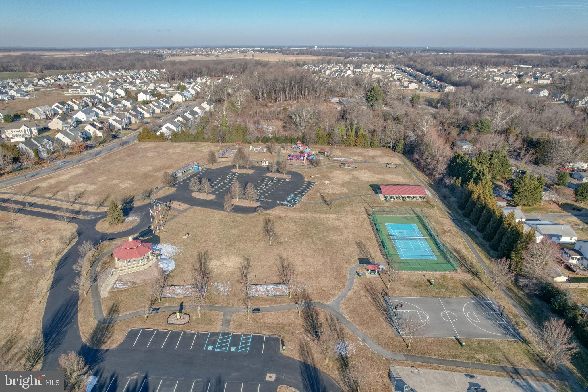 TOWNSEND VILLAGE - Residential