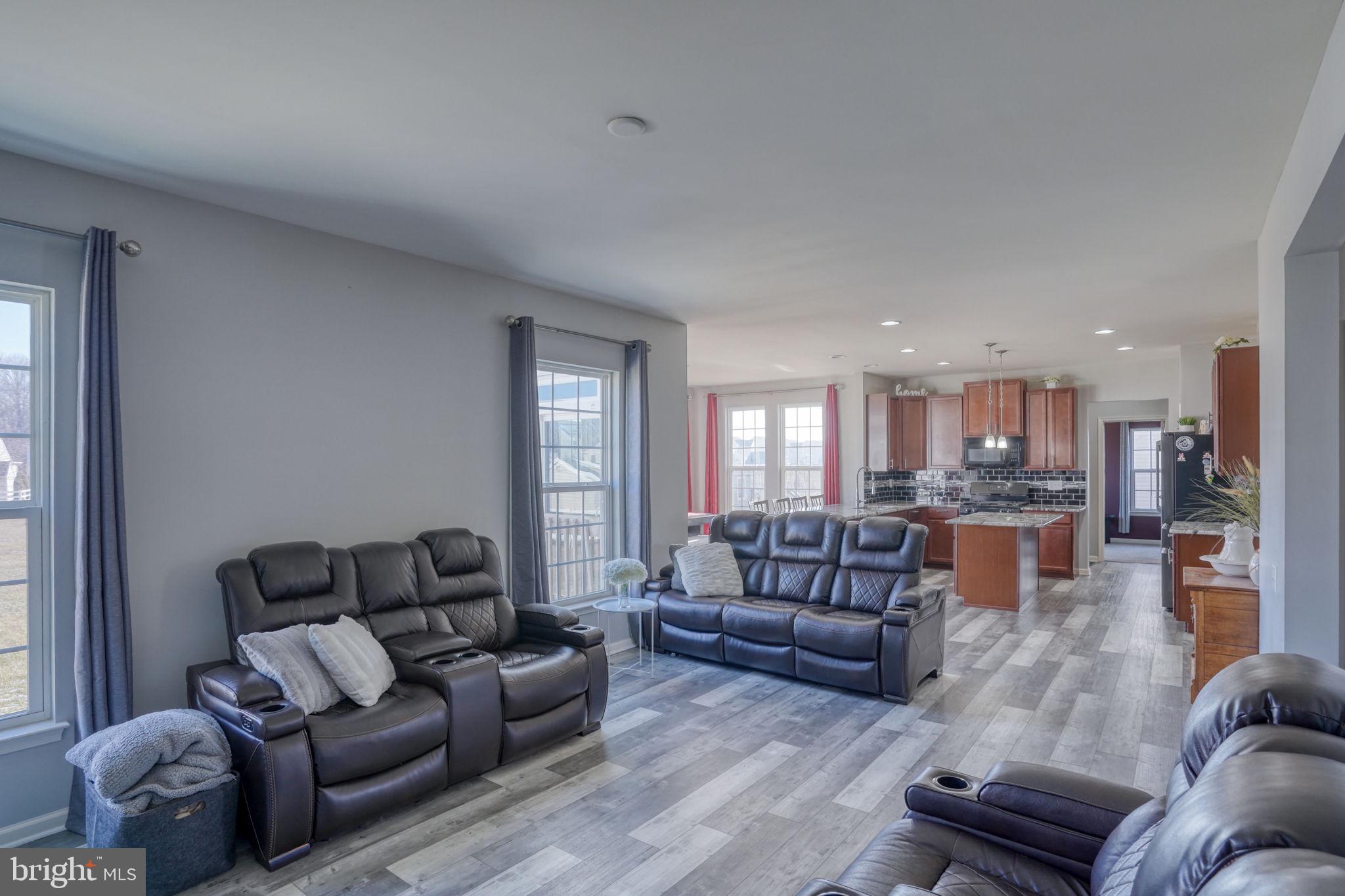 TOWNSEND VILLAGE - Residential