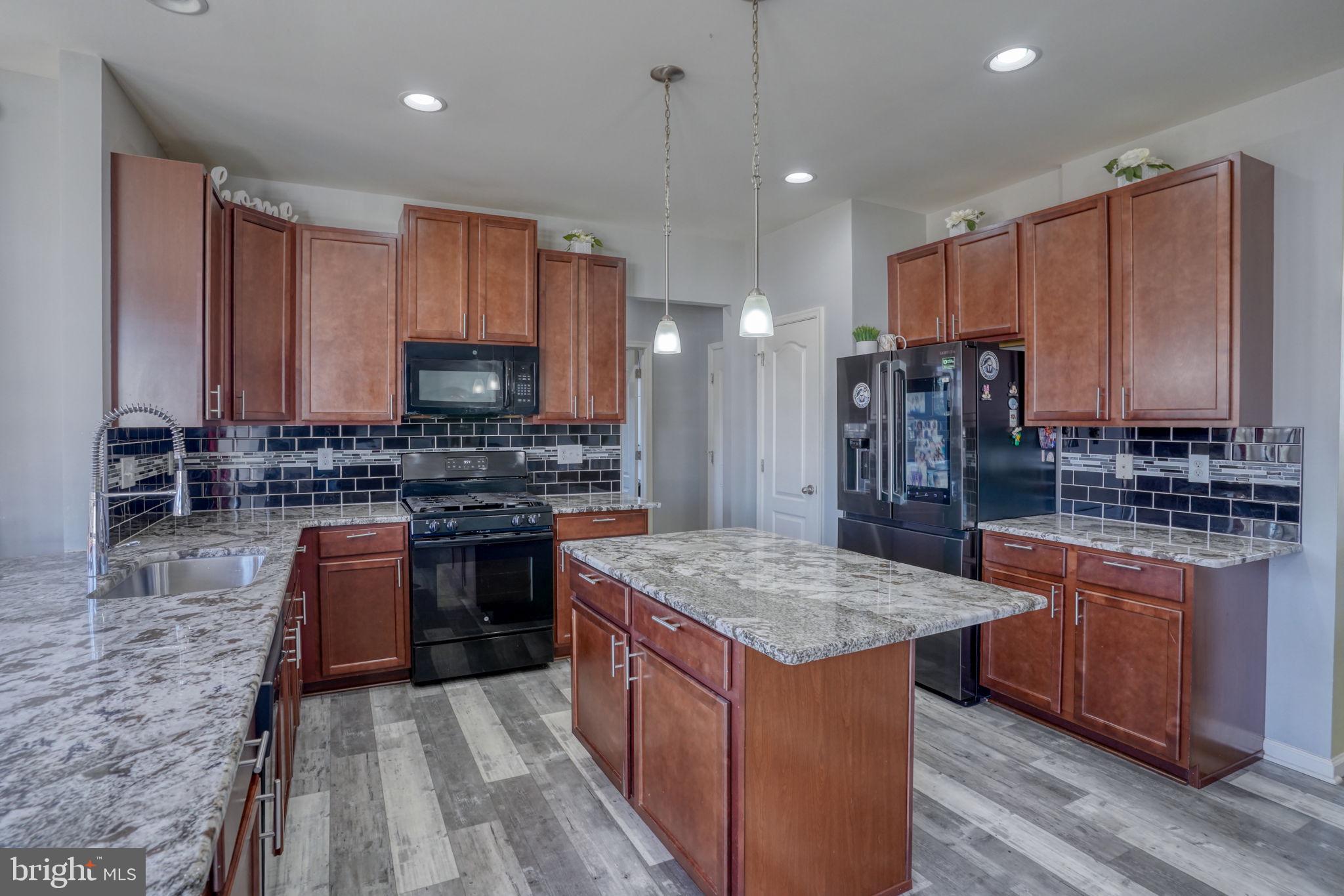 TOWNSEND VILLAGE - Residential