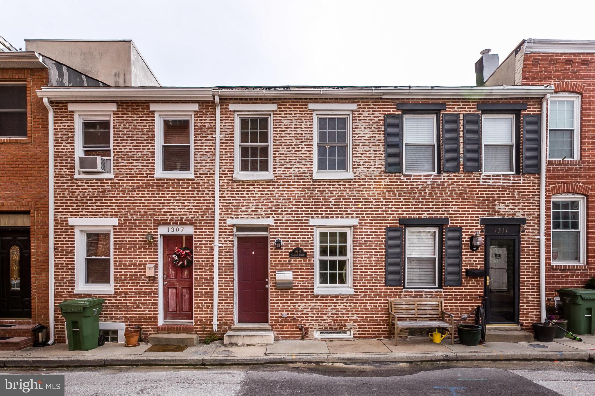 LOCUST POINT - Residential