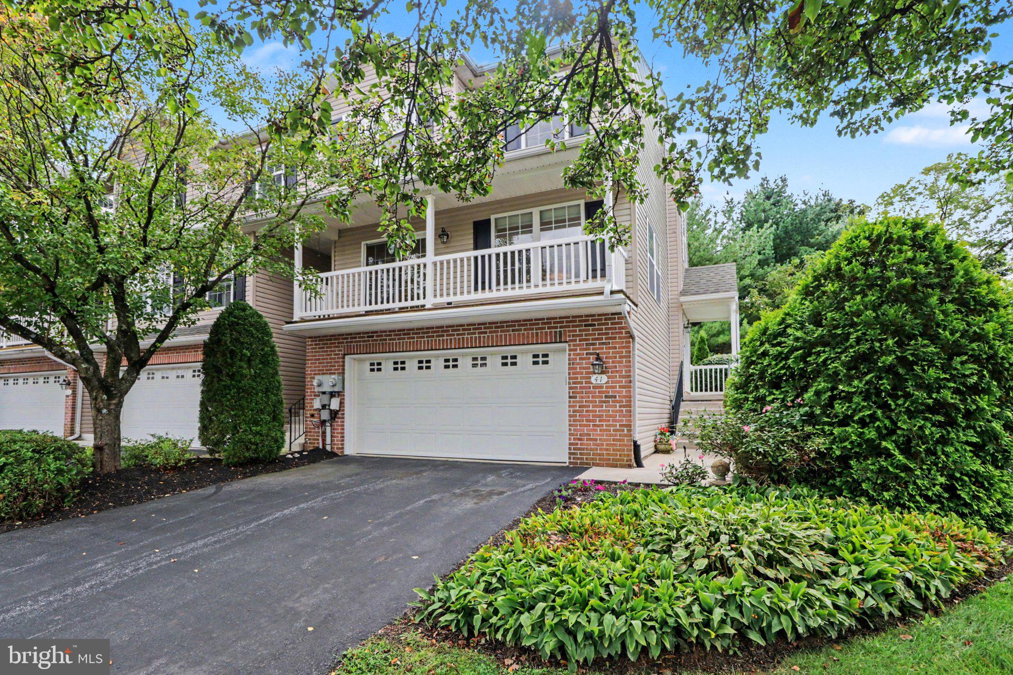 41 PARKSIDE DRIVE