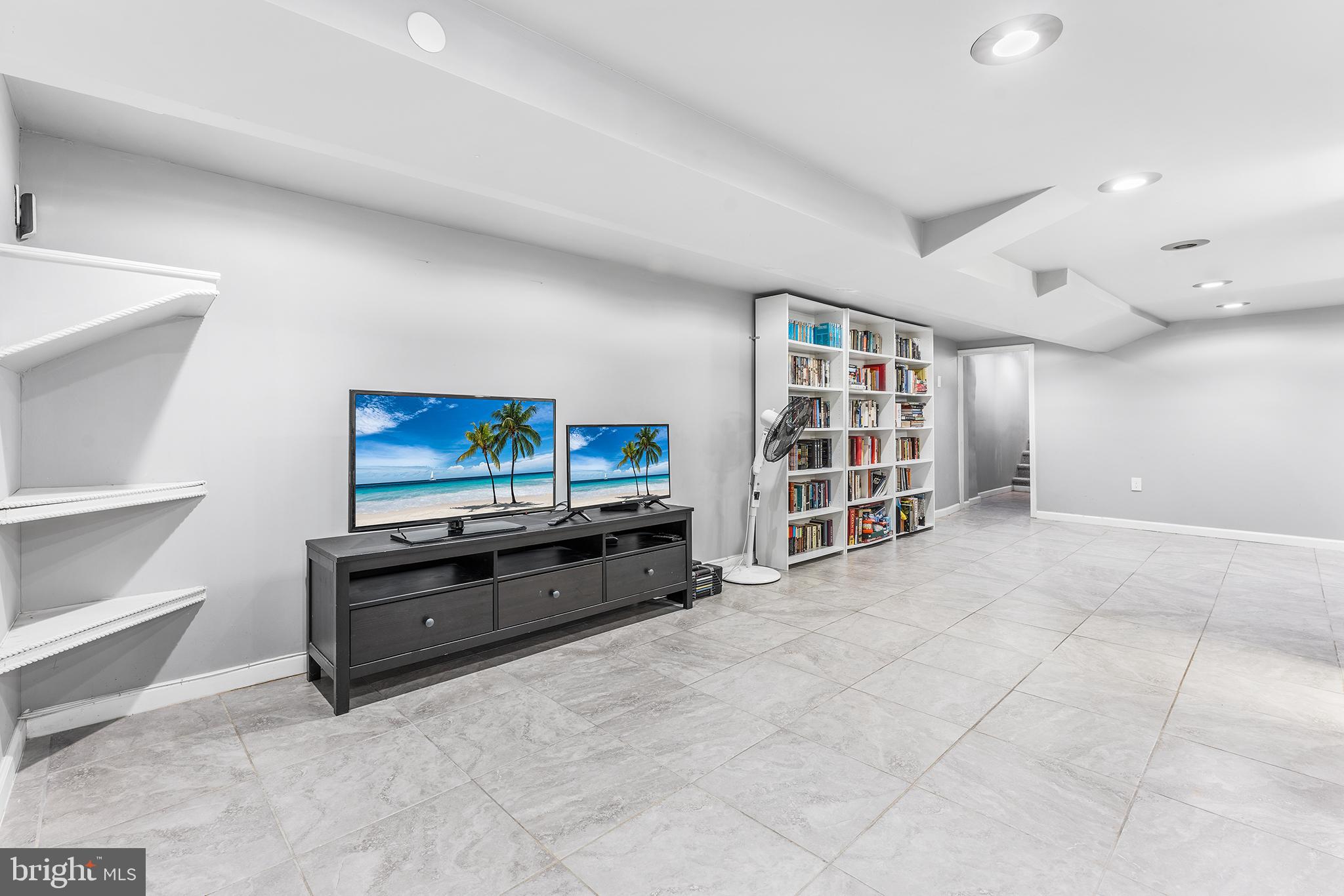 LANSDOWNE - Residential