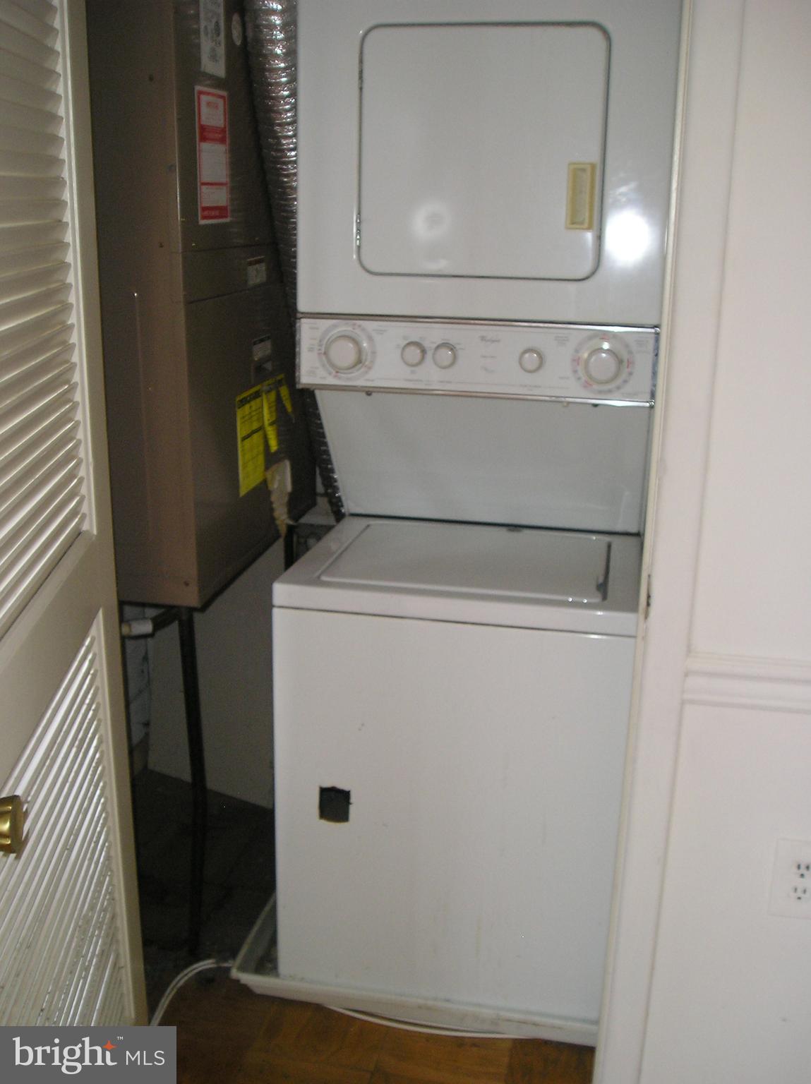 125 CLUBHOUSE DRIVE M SW 10