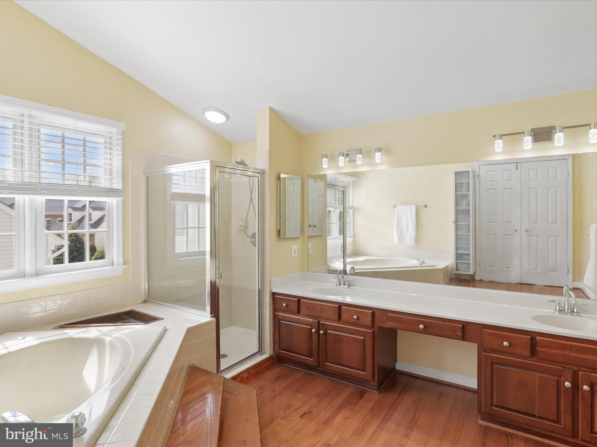 PENDERBROOK - Residential