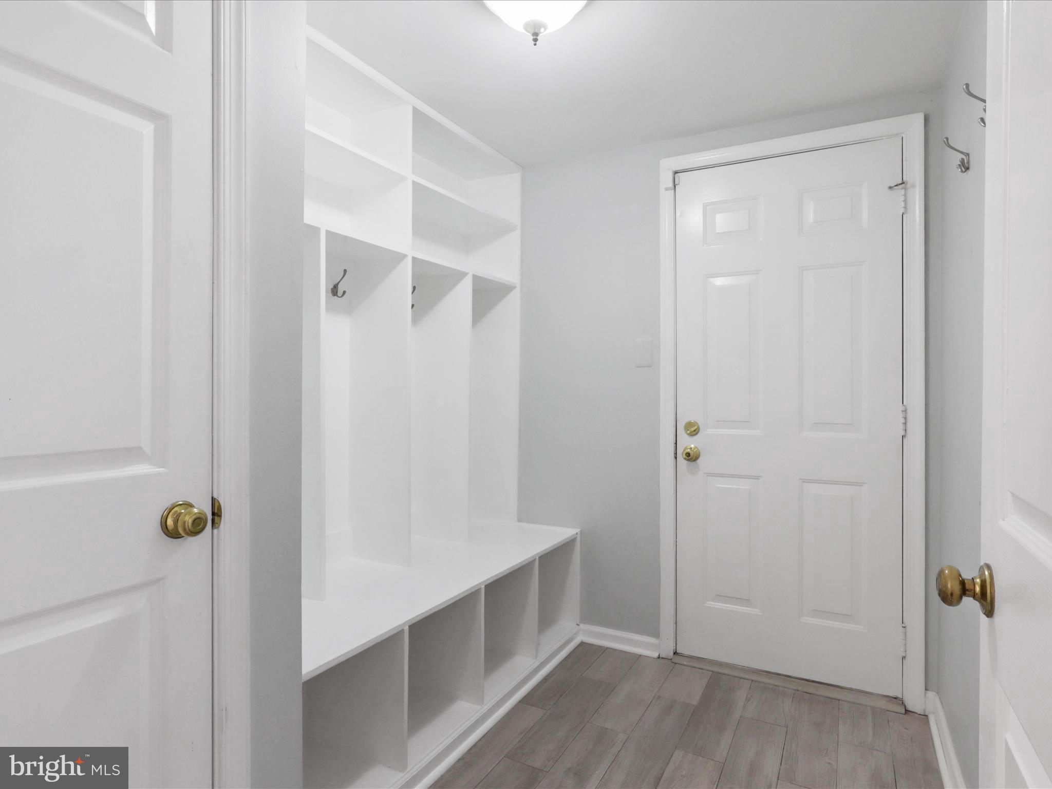 PENDERBROOK - Residential