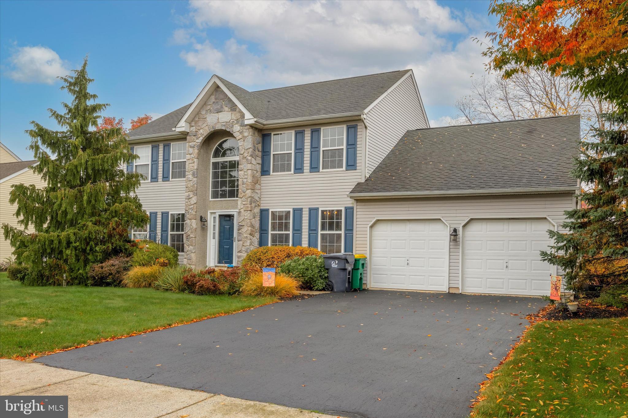 Take a look at this charming and meticulously maintained residence in the heart of Harleysville, Pennsylvania. This beautiful property offers a perfect blend of modern comfort and classic elegance, making it a must-see for anyone seeking a new place to call home.
Nestled in a quiet and desirable neighborhood, this home provides a peaceful retreat while still being conveniently close to schools, parks and shopping. With 4+ bedrooms and 4 bathrooms, there's plenty of room for your family to grow and thrive. The owners customized the floor plan adding extra living space and lots of storage.
The amazing location has you just minutes 476, 76, 73, 63, 113, 309 and more. You will find an easy commute to downtown Philadelphia and most major suburban centers.
The spacious master suite offers a private oasis with a en-suite bathroom and an oversized walk-in closet.
Enjoy outdoor living at its finest on the deck over looking the beautifully landscaped backyard and community open space.
Take a look at this amazing home in one of the most highly sought after neighborhoods in the Souderton Area School District.