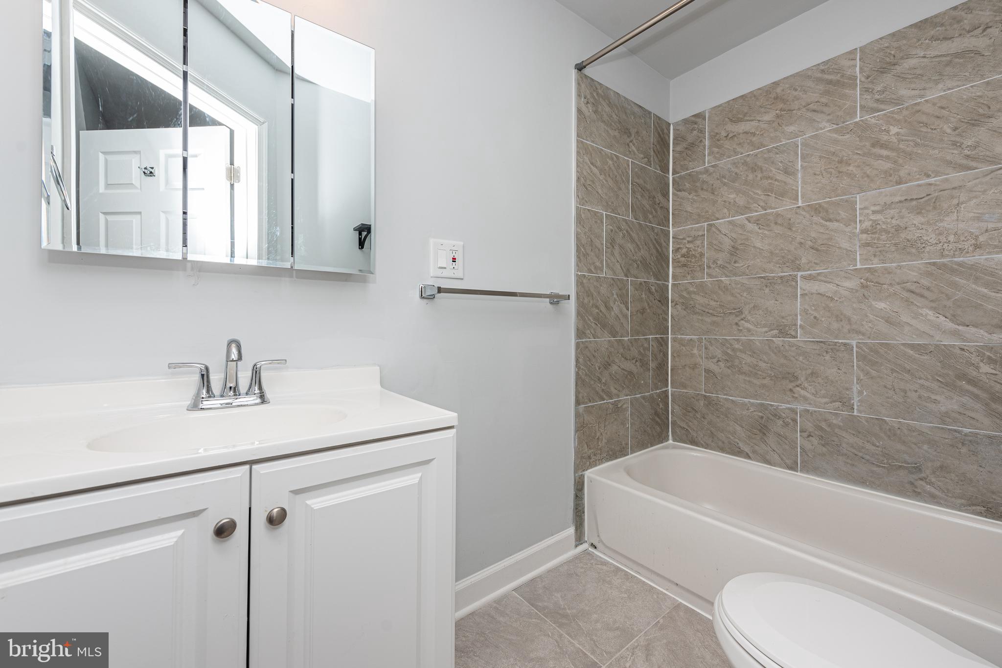 EAST BALTIMORE MIDWAY - Residential