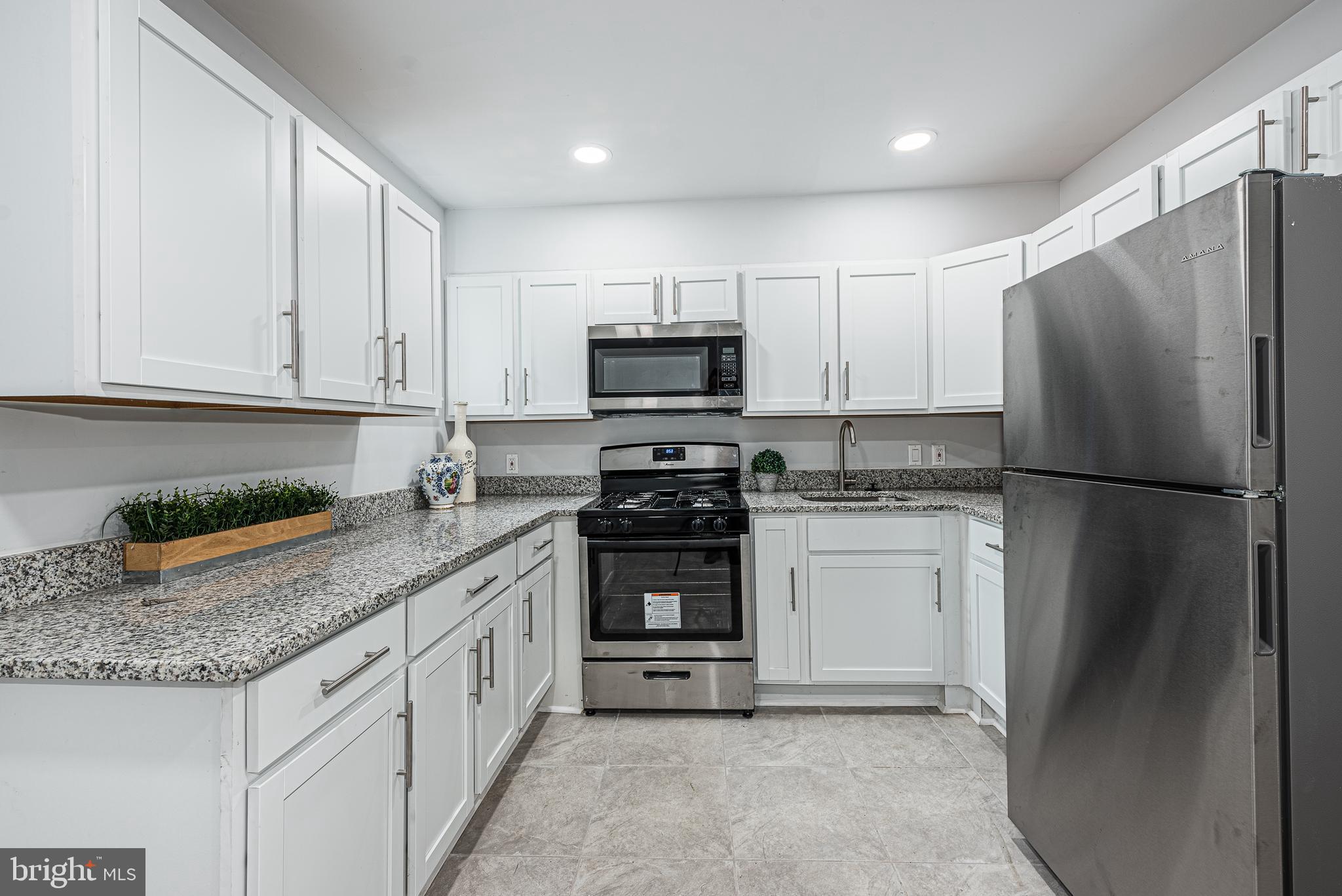 EAST BALTIMORE MIDWAY - Residential