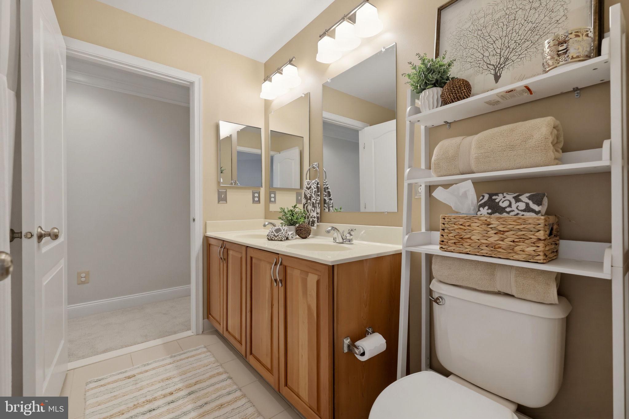 DOMINION VALLEY COUNTRY CLUB - Residential