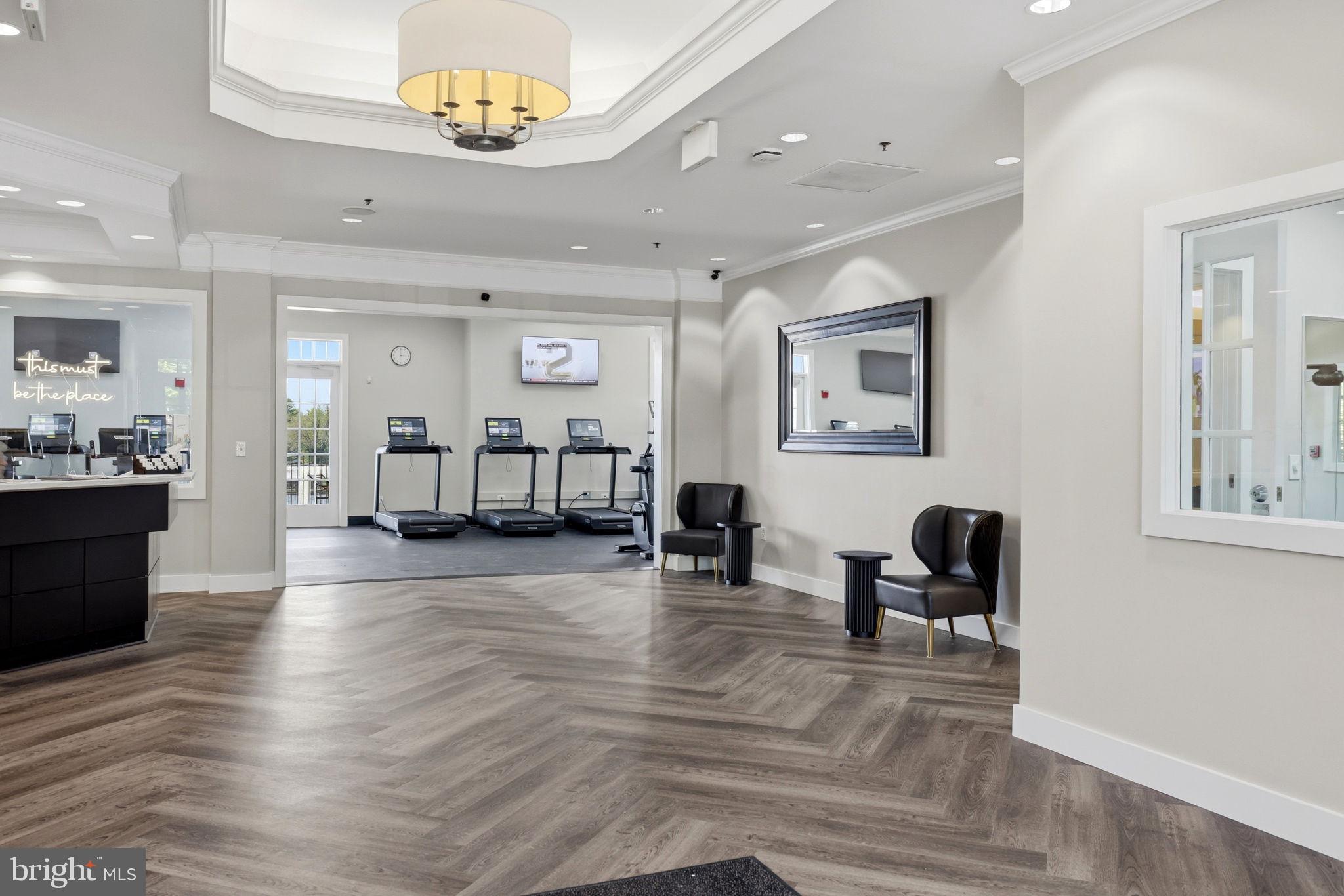 DOMINION VALLEY COUNTRY CLUB - Residential