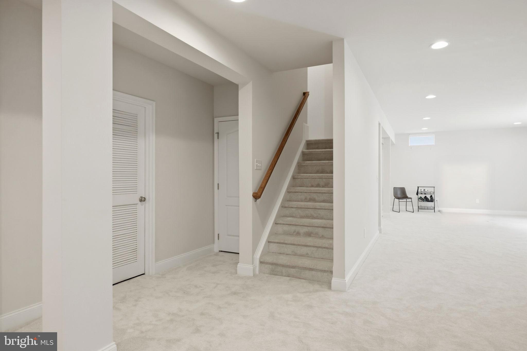 DOMINION VALLEY COUNTRY CLUB - Residential