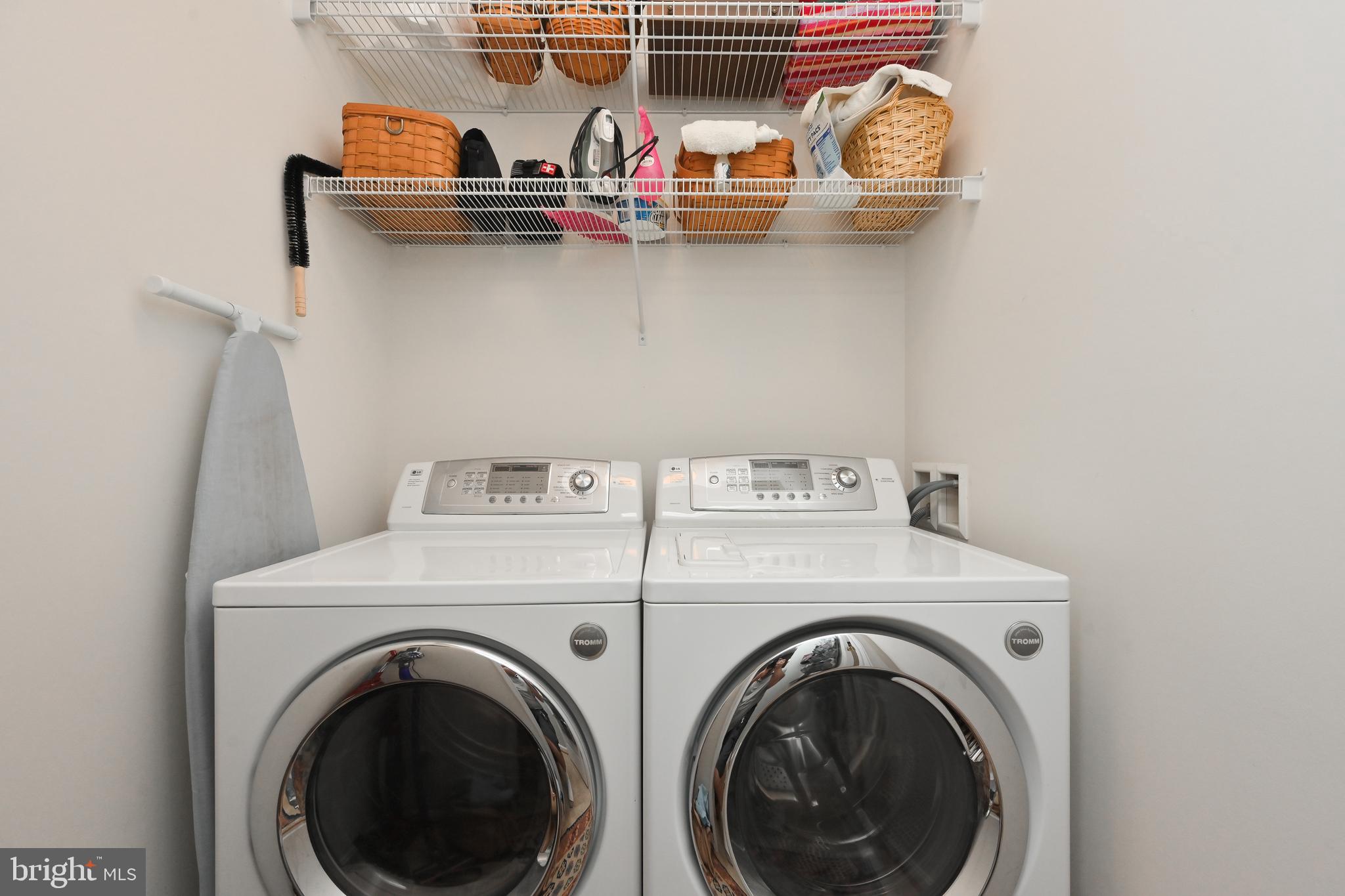 STONE SPRINGS CONDOMINIUMS - Residential Lease