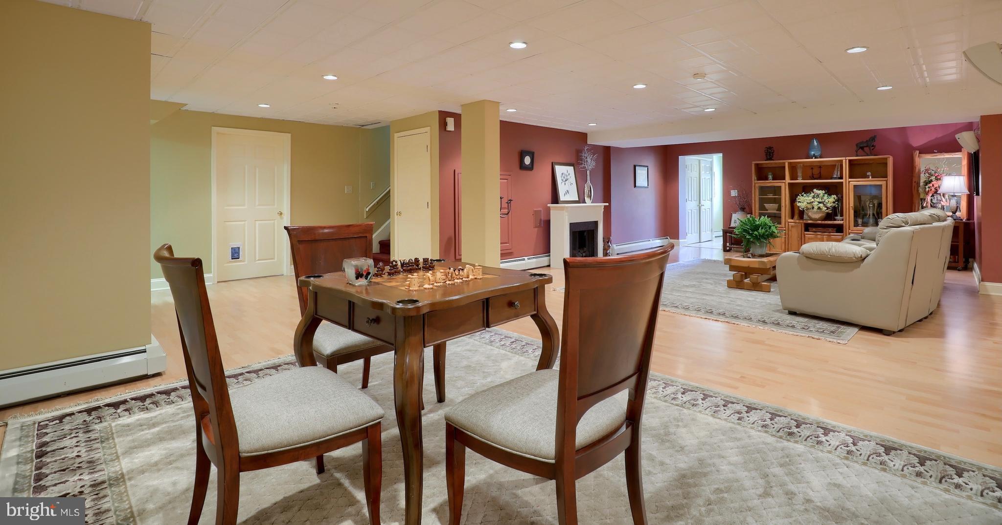 ROSENMILLER FARMS - Residential