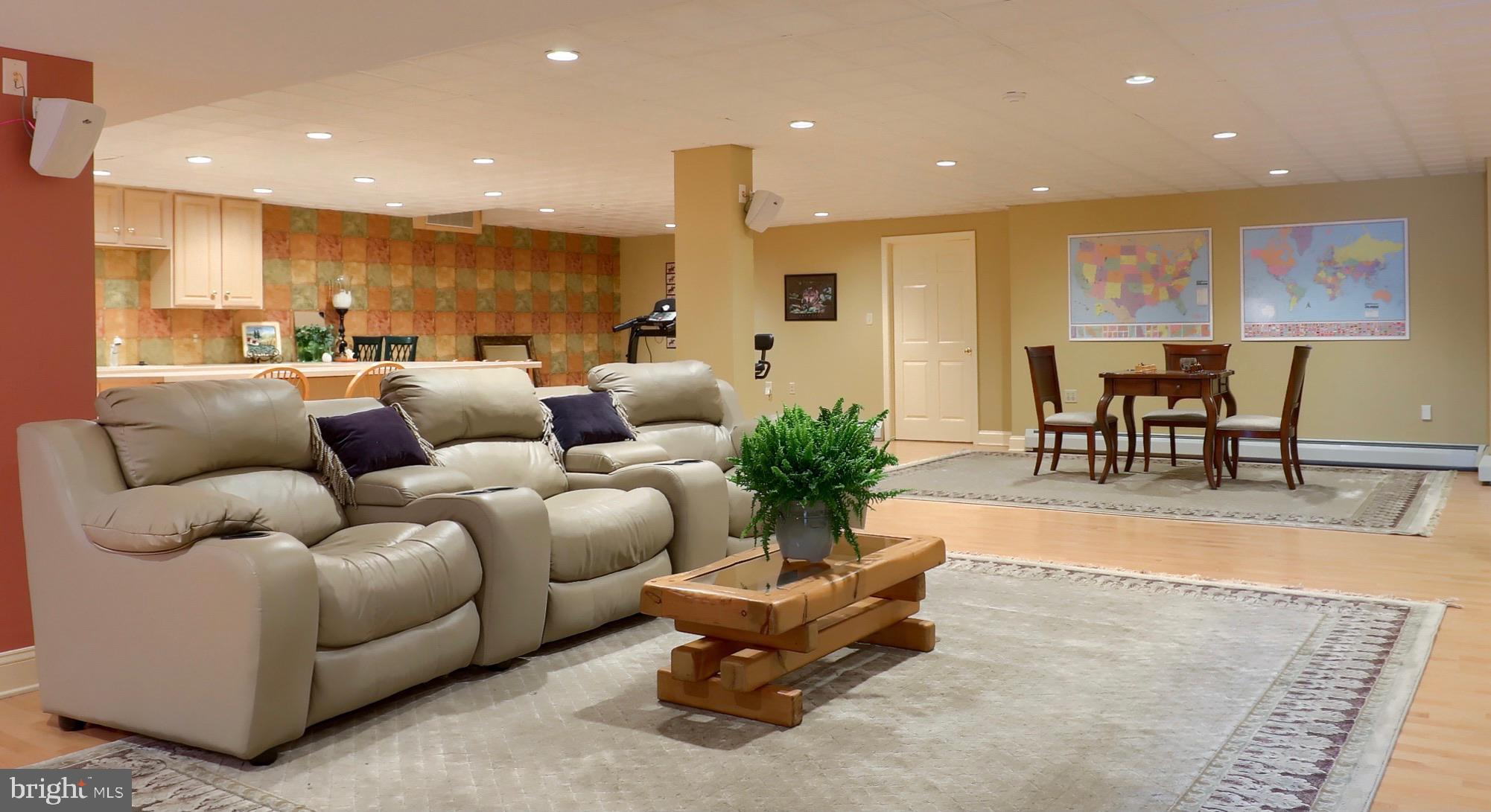 ROSENMILLER FARMS - Residential