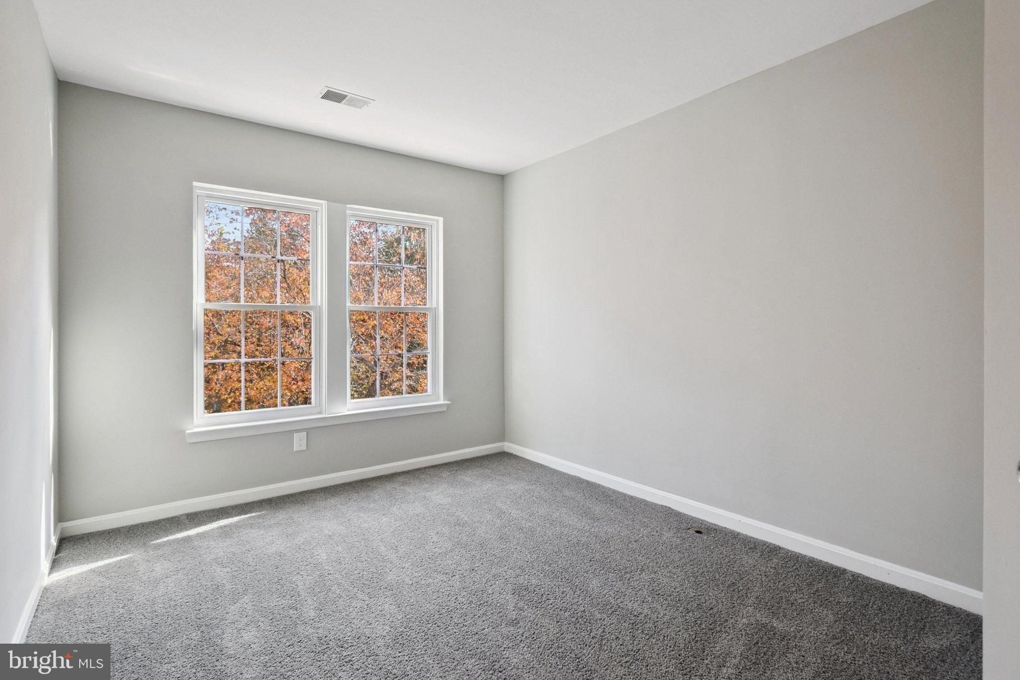 MONTCLAIR - Residential