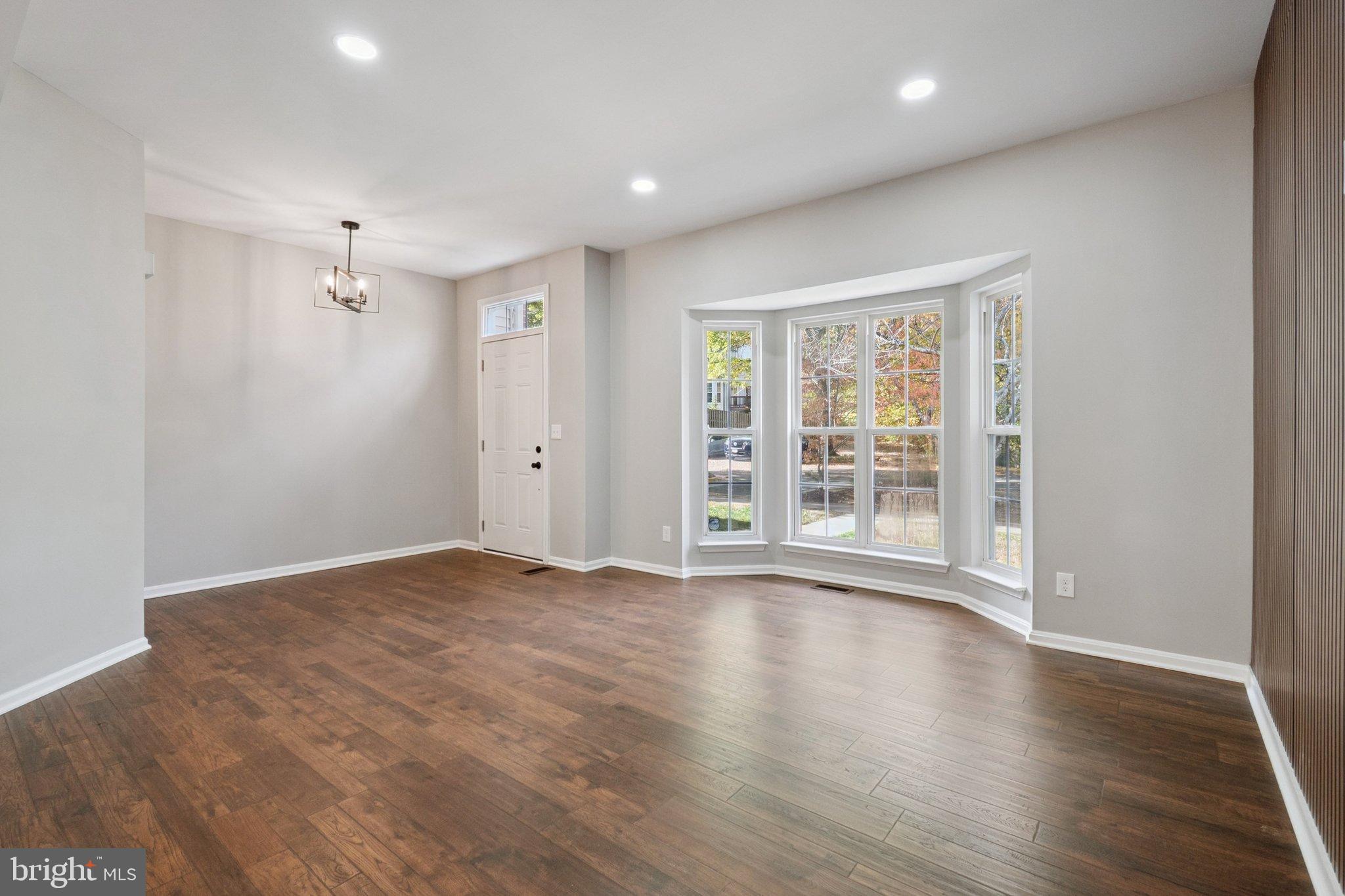 MONTCLAIR - Residential