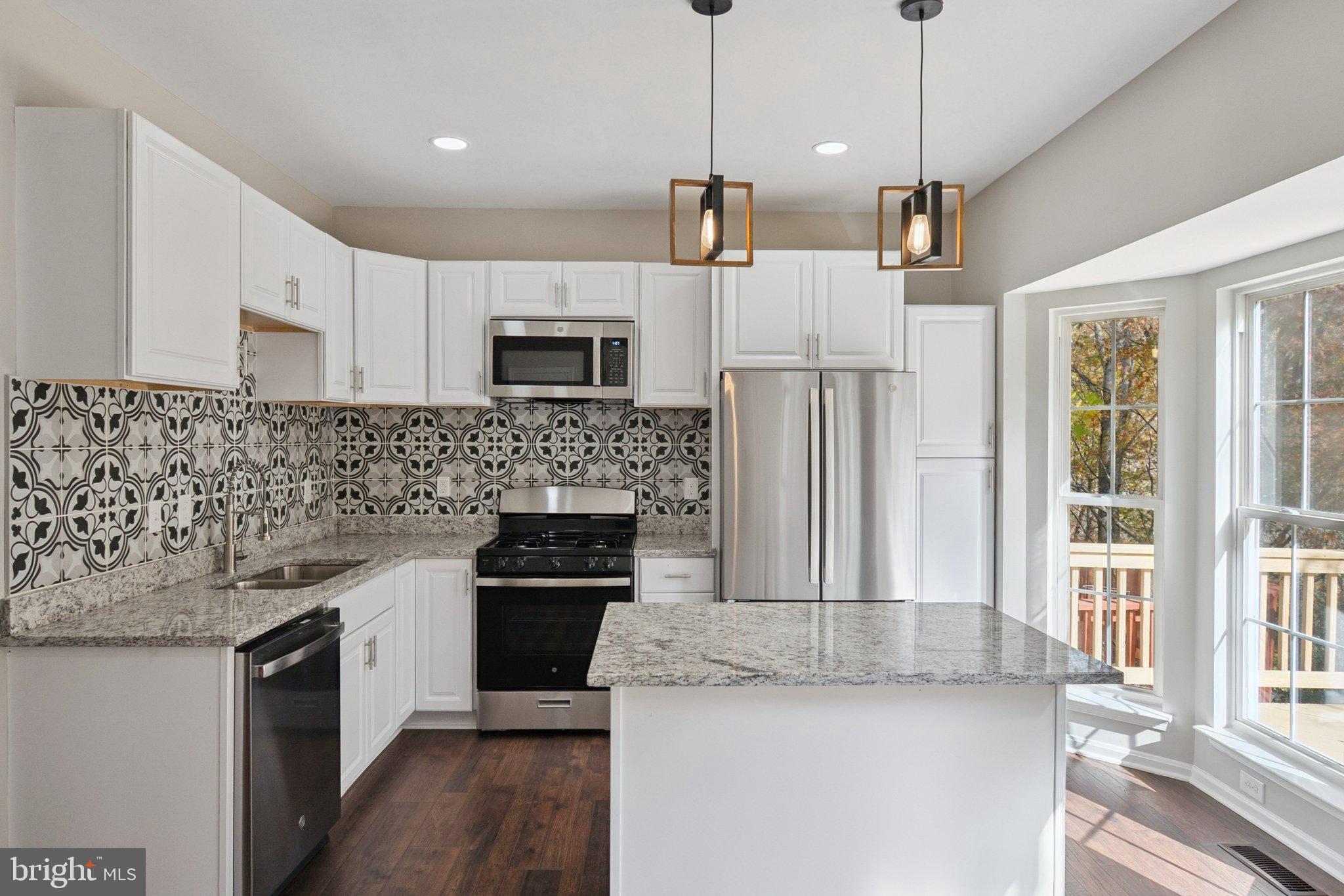 MONTCLAIR - Residential