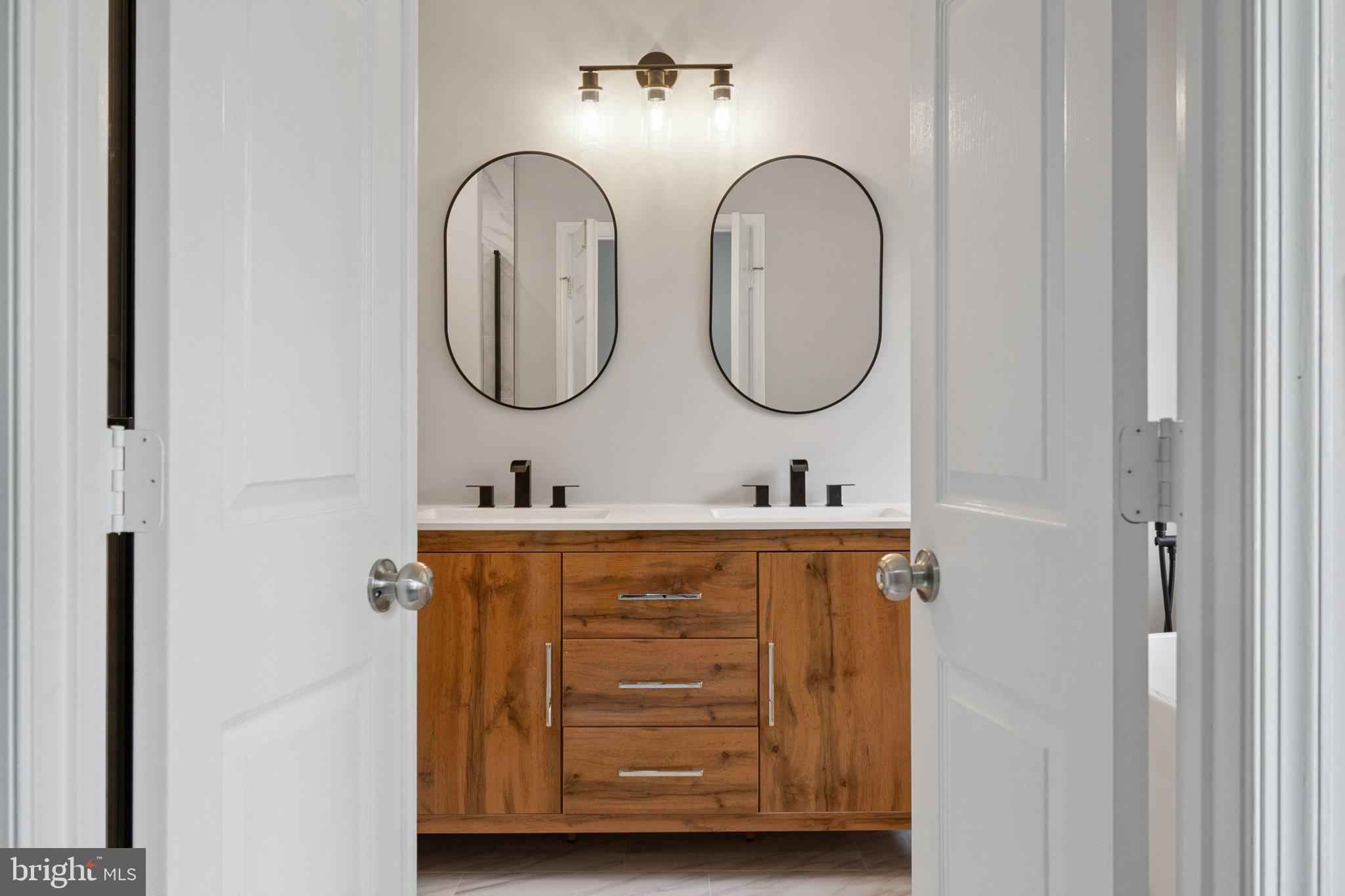 MONTCLAIR - Residential