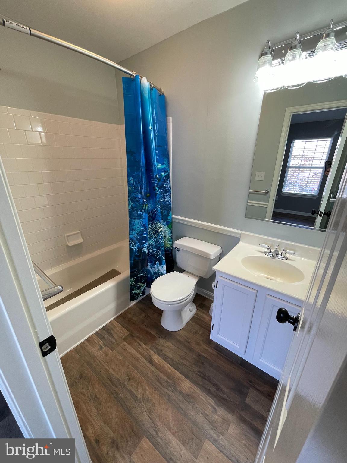 ROBINS GLENN - Residential Lease