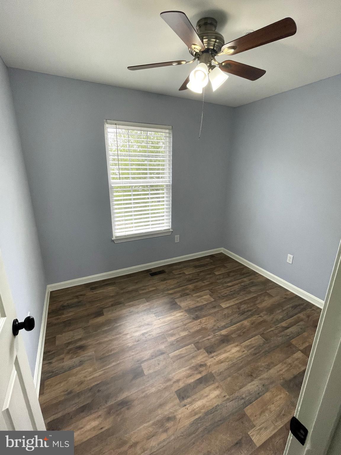 ROBINS GLENN - Residential Lease