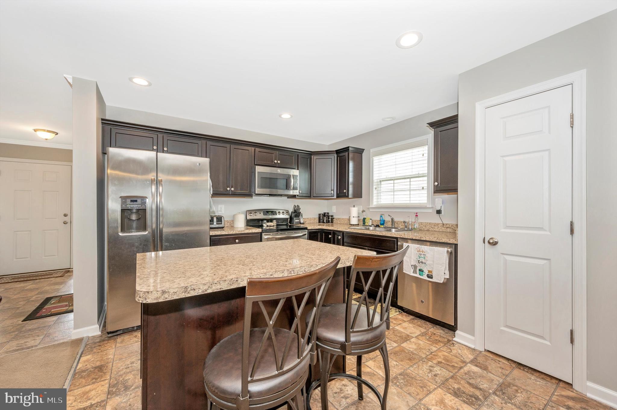 RIVERSIDE VILLAGES - Residential