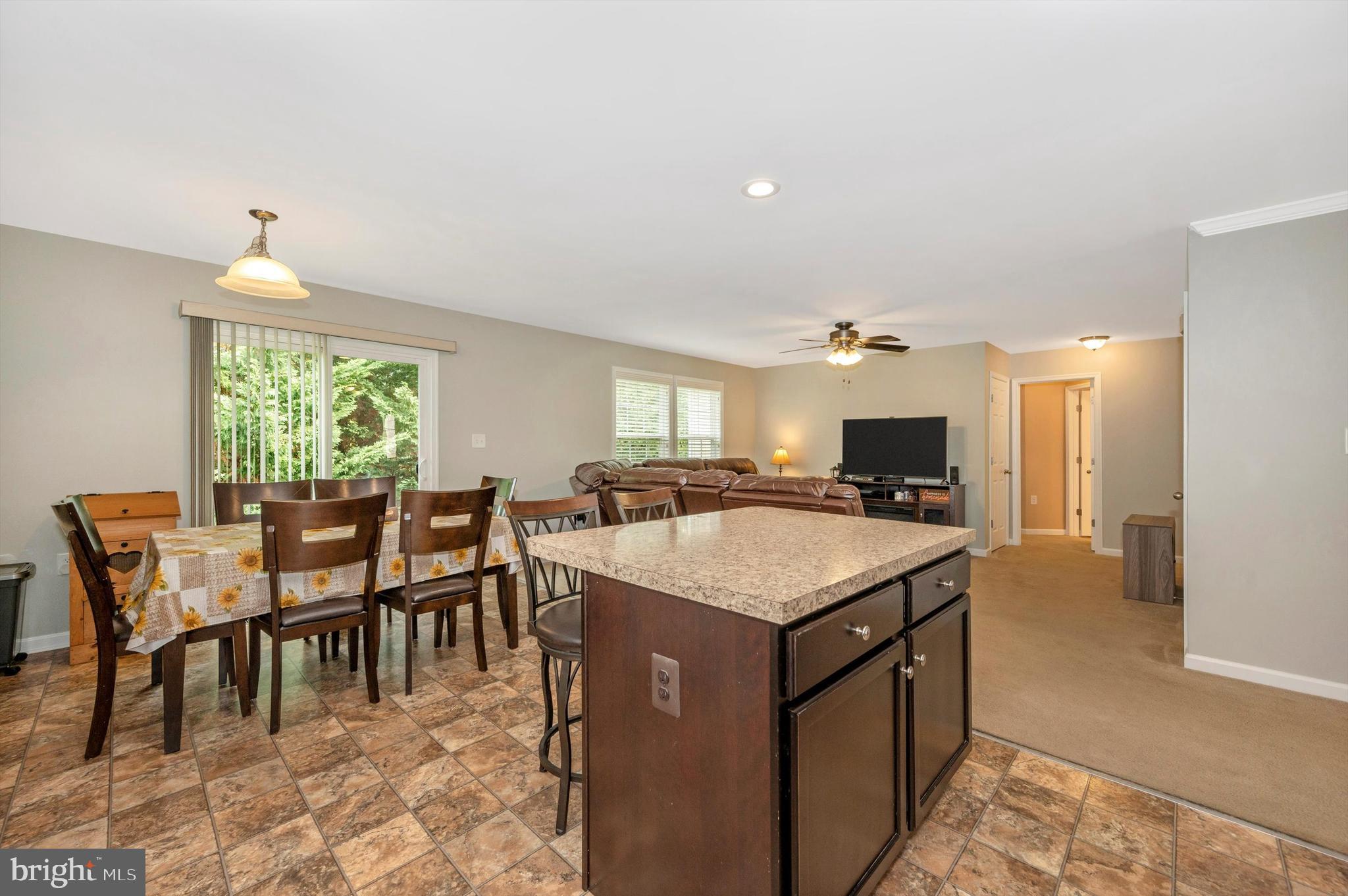 RIVERSIDE VILLAGES - Residential